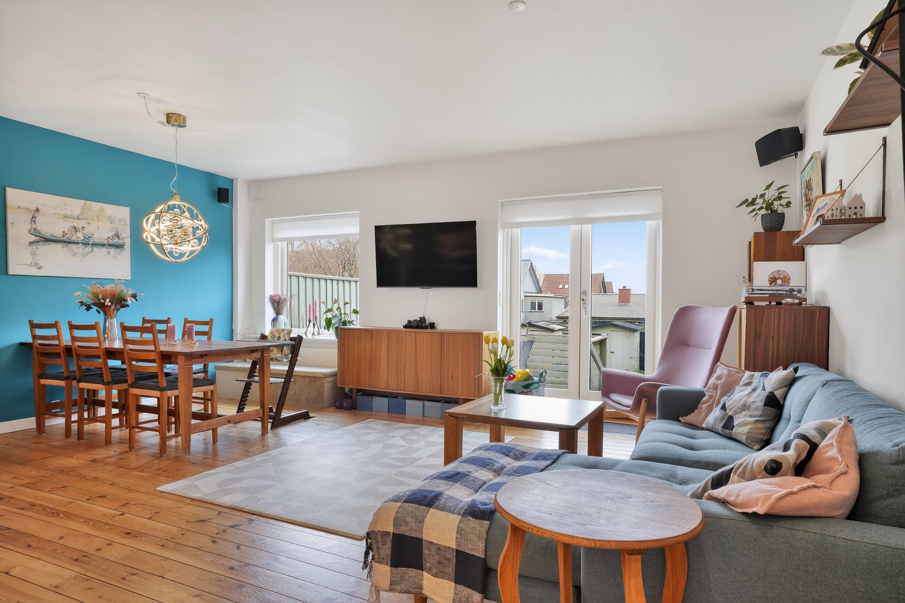 Fremhævet stue billede i fuldskærmstilstand. Billede af Maj Alle 101, 2860 Søborg