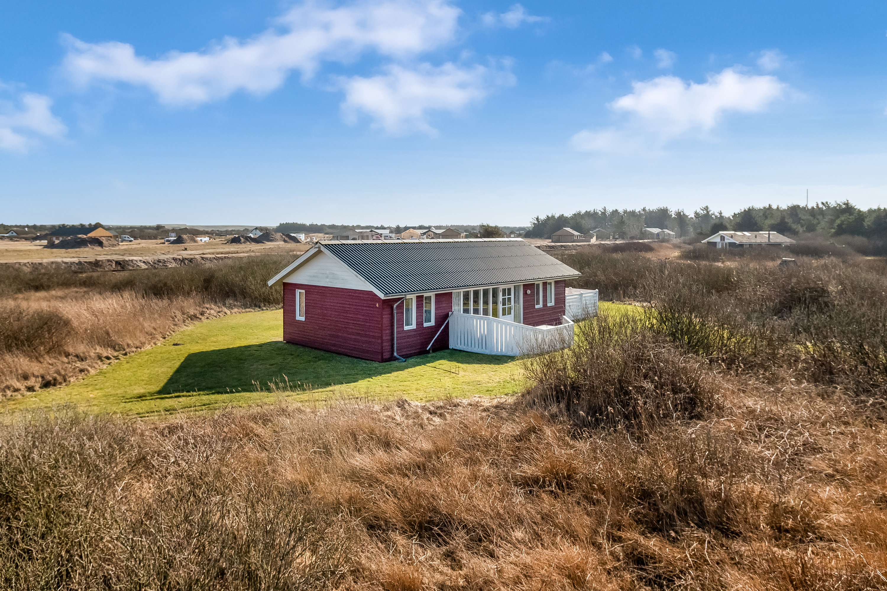 Fremhævet  billede i fuldskærmstilstand. Billede af Knaresbrovej 4, Vejlby, 7673 Harboøre