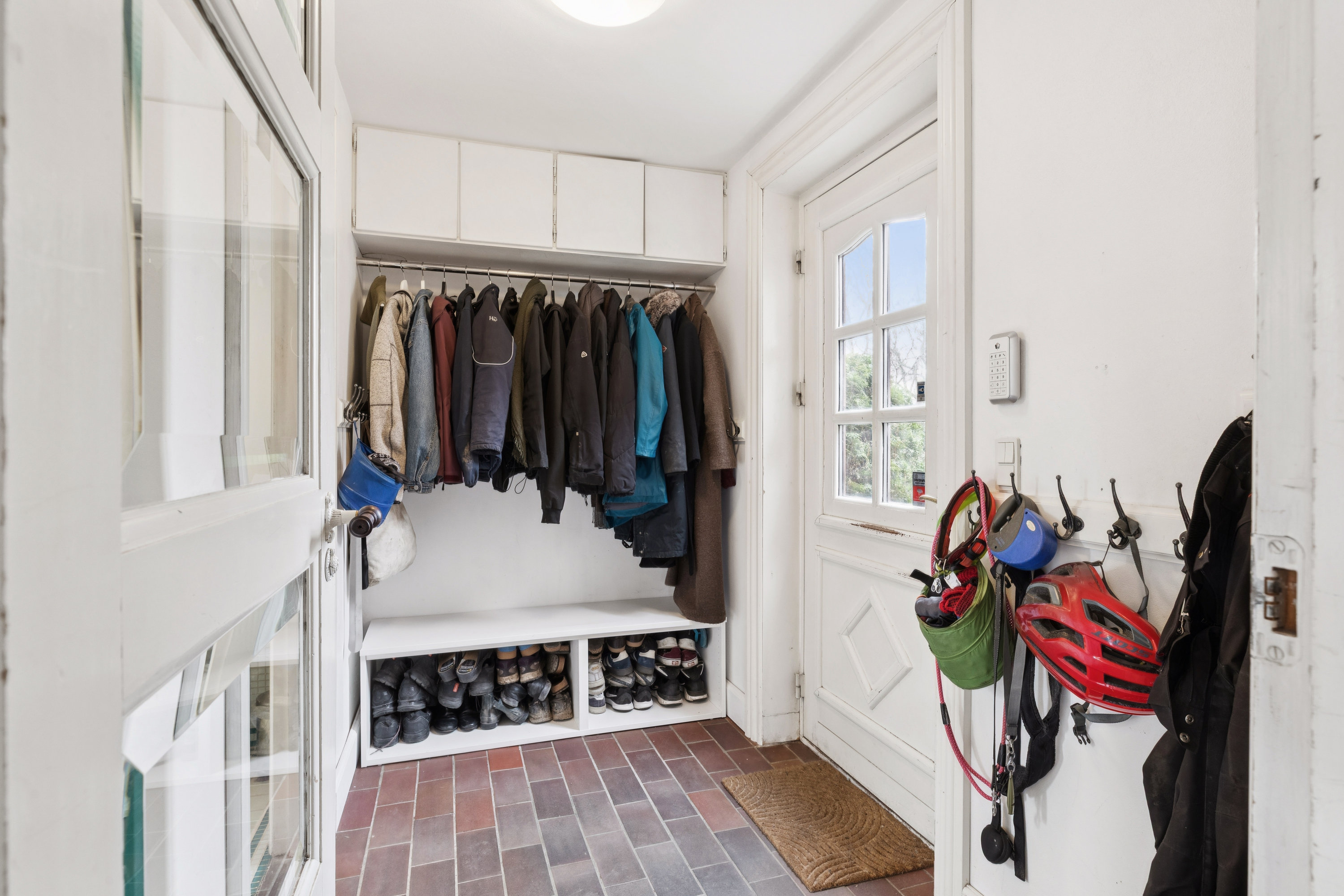 Fremhævet entré billede i fuldskærmstilstand. Billede af Husmandsvej 11, 2630 Taastrup