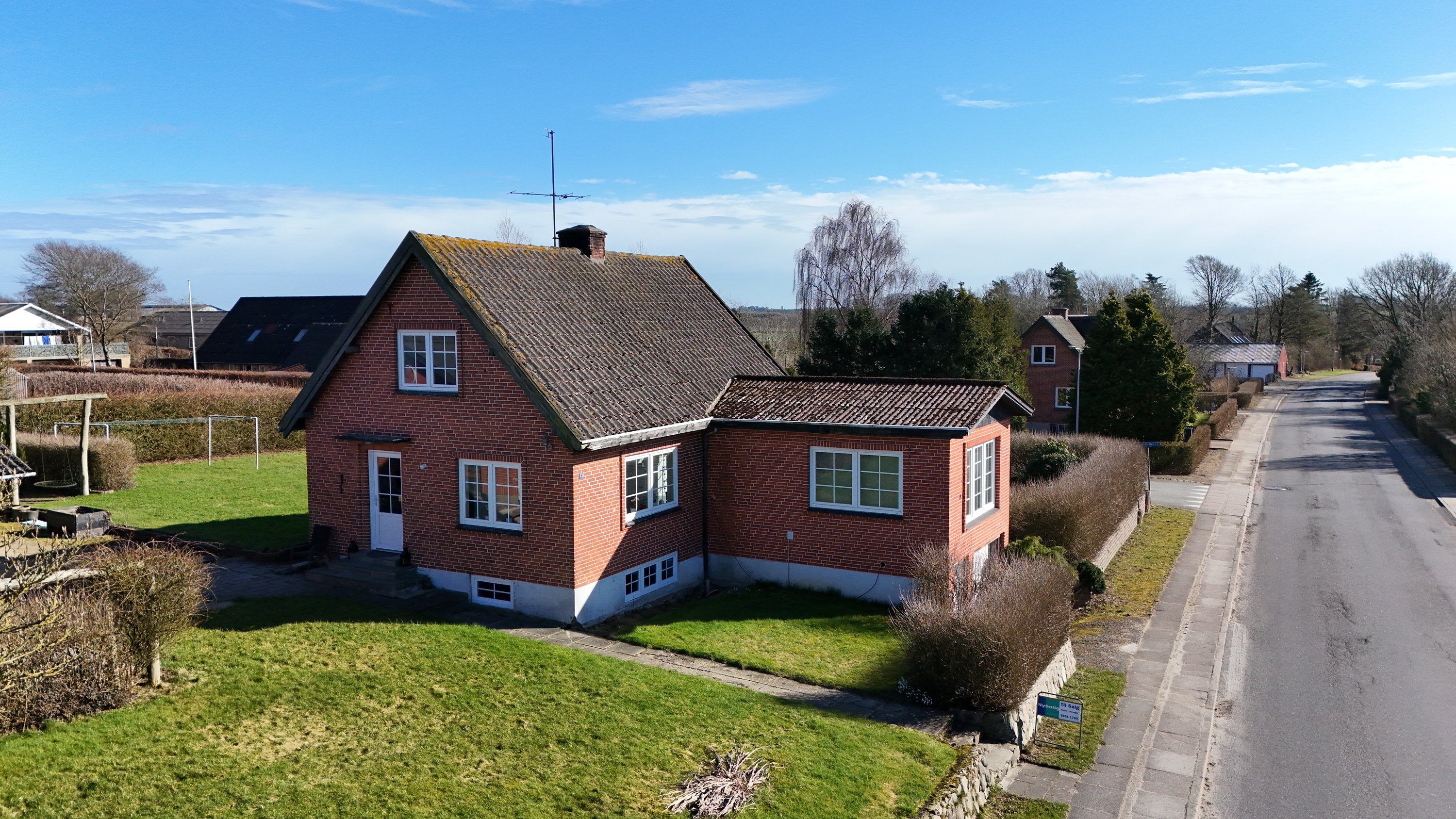 Fremhævet drone billede i fuldskærmstilstand. Billede af Søndermarksvej 13+11, Stenild, 9500 Hobro