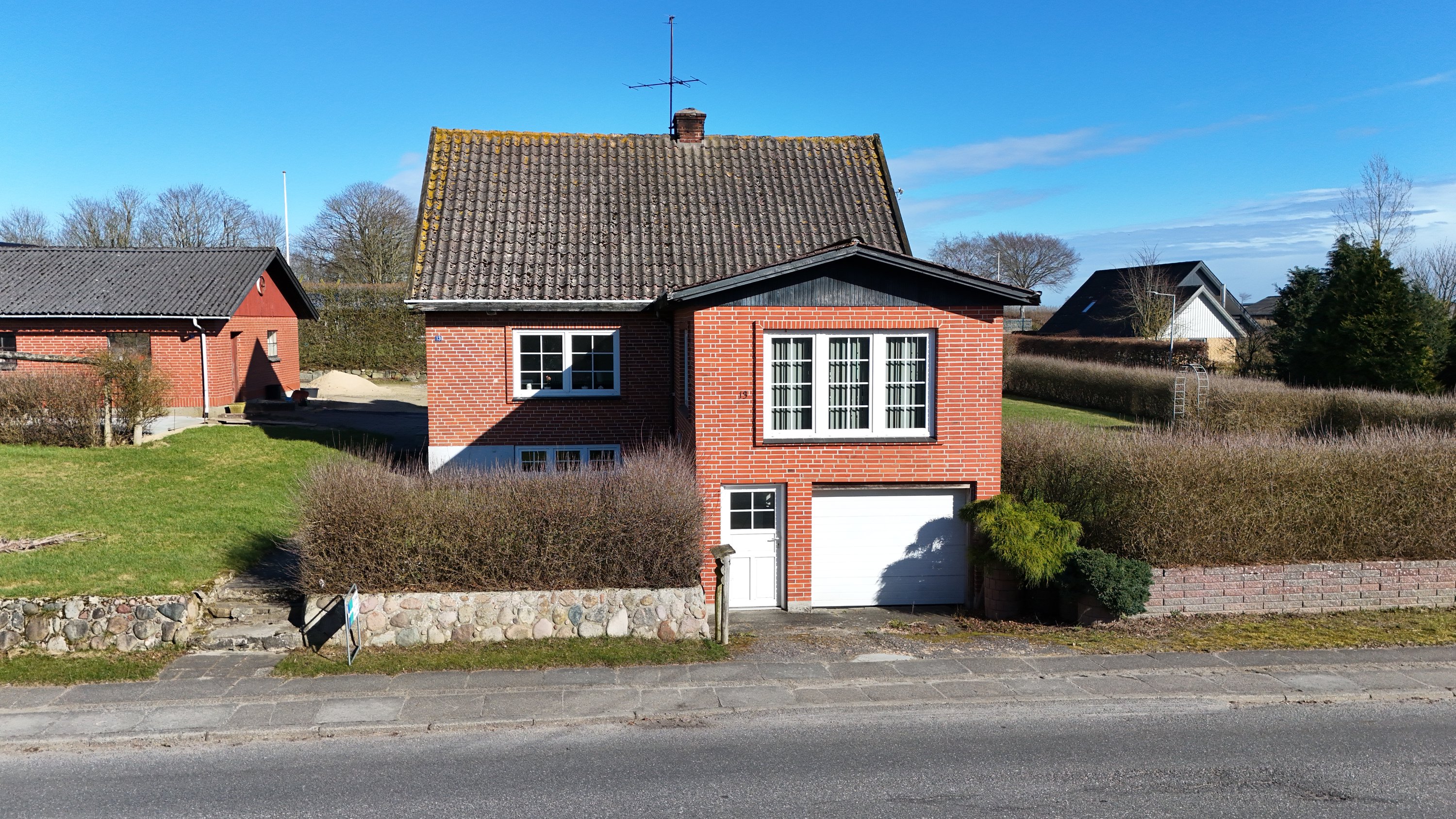 Fremhævet drone billede i fuldskærmstilstand. Billede af Søndermarksvej 13+11, Stenild, 9500 Hobro