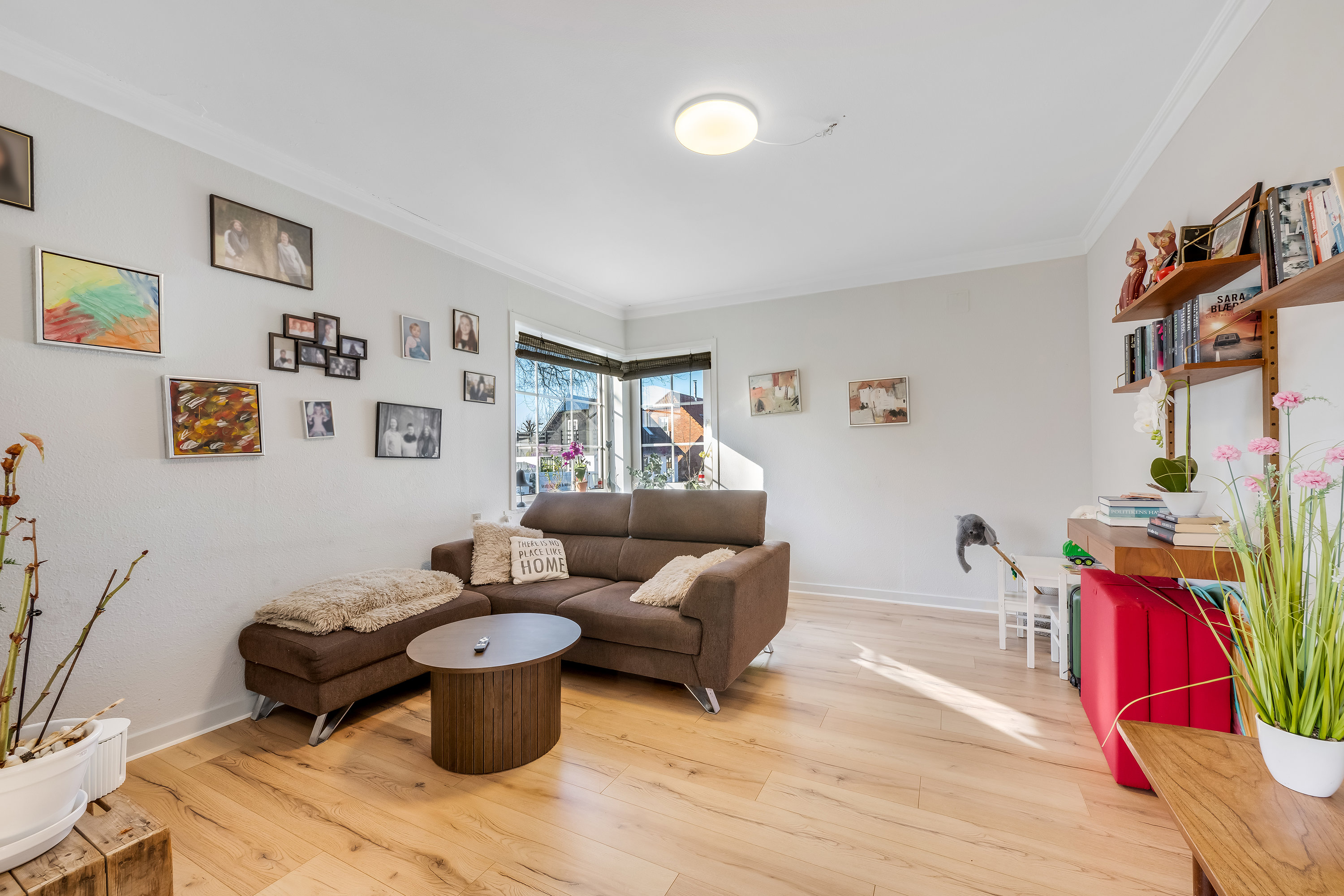 Fremhævet stue billede i fuldskærmstilstand. Billede af Pilealle 17, 6900 Skjern