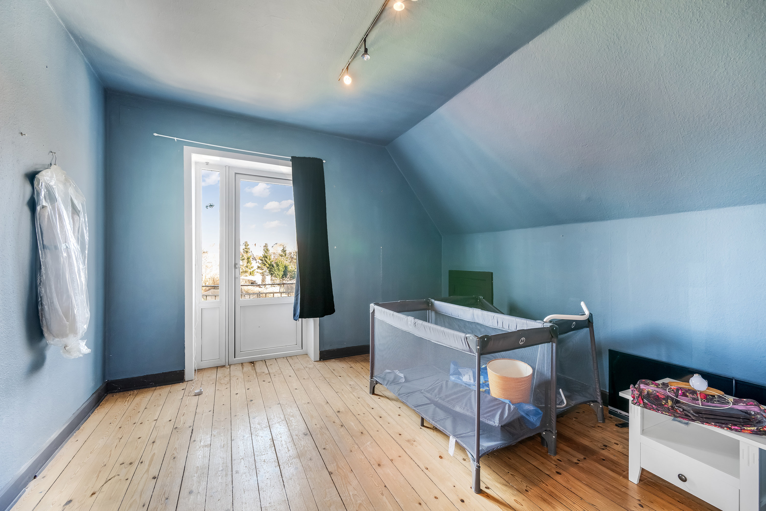 Fremhævet værelse billede i fuldskærmstilstand. Billede af Pilealle 17, 6900 Skjern