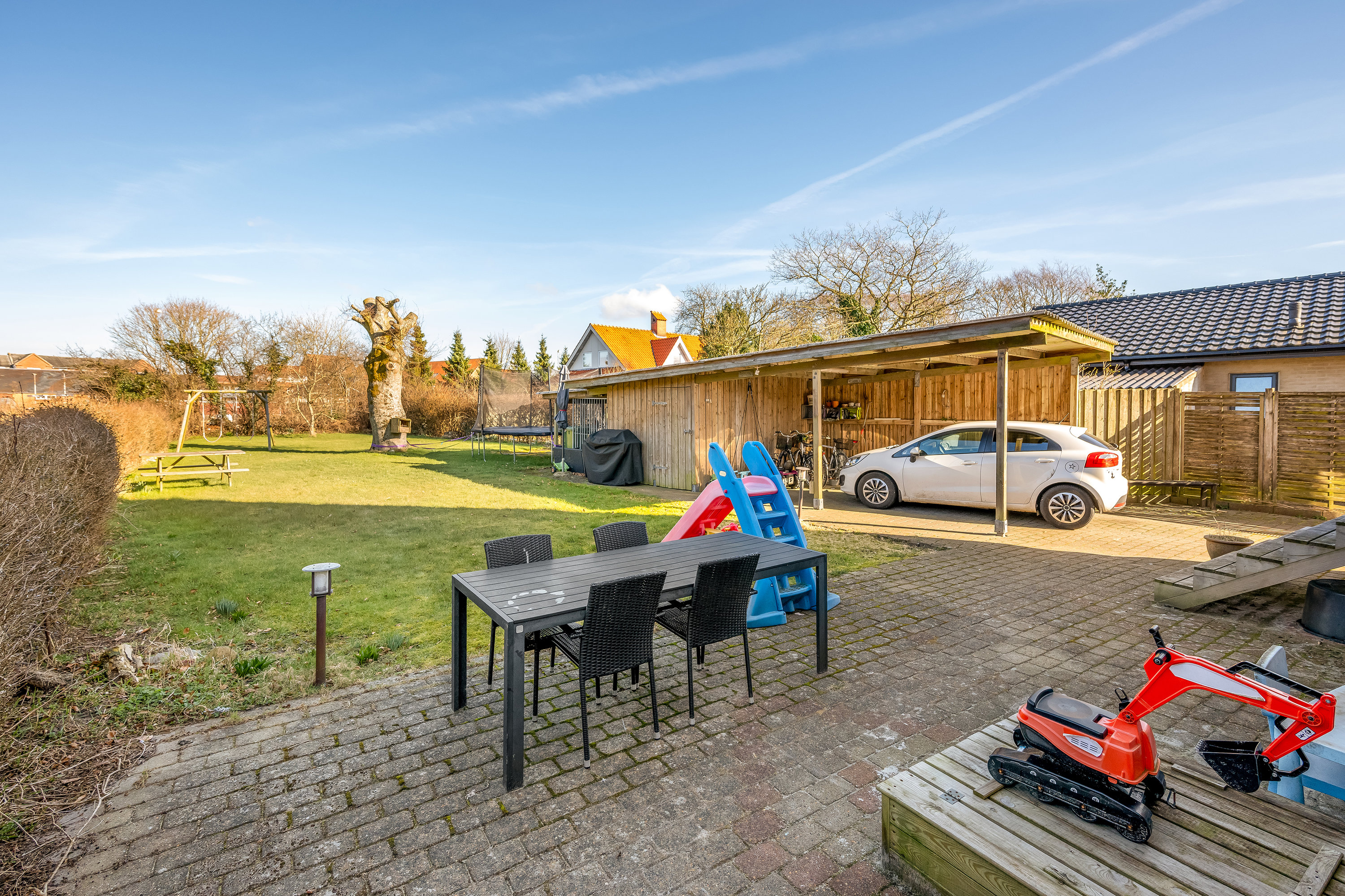 Fremhævet terrasse billede i fuldskærmstilstand. Billede af Pilealle 17, 6900 Skjern