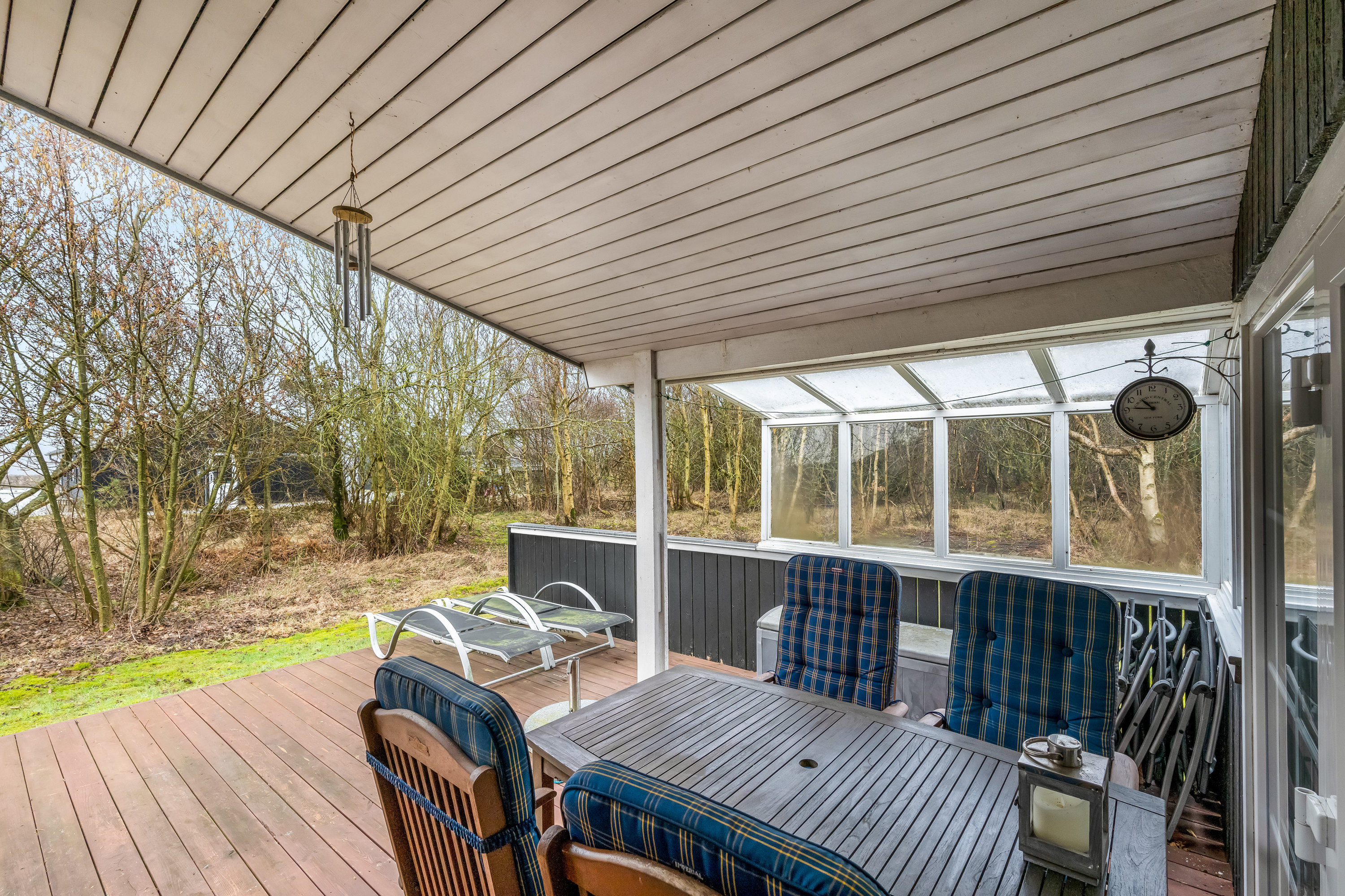 Fremhævet overdækket terrasse billede i fuldskærmstilstand. Billede af Rørsangervej 20, Lodbj Hede, 6950 Ringkøbing