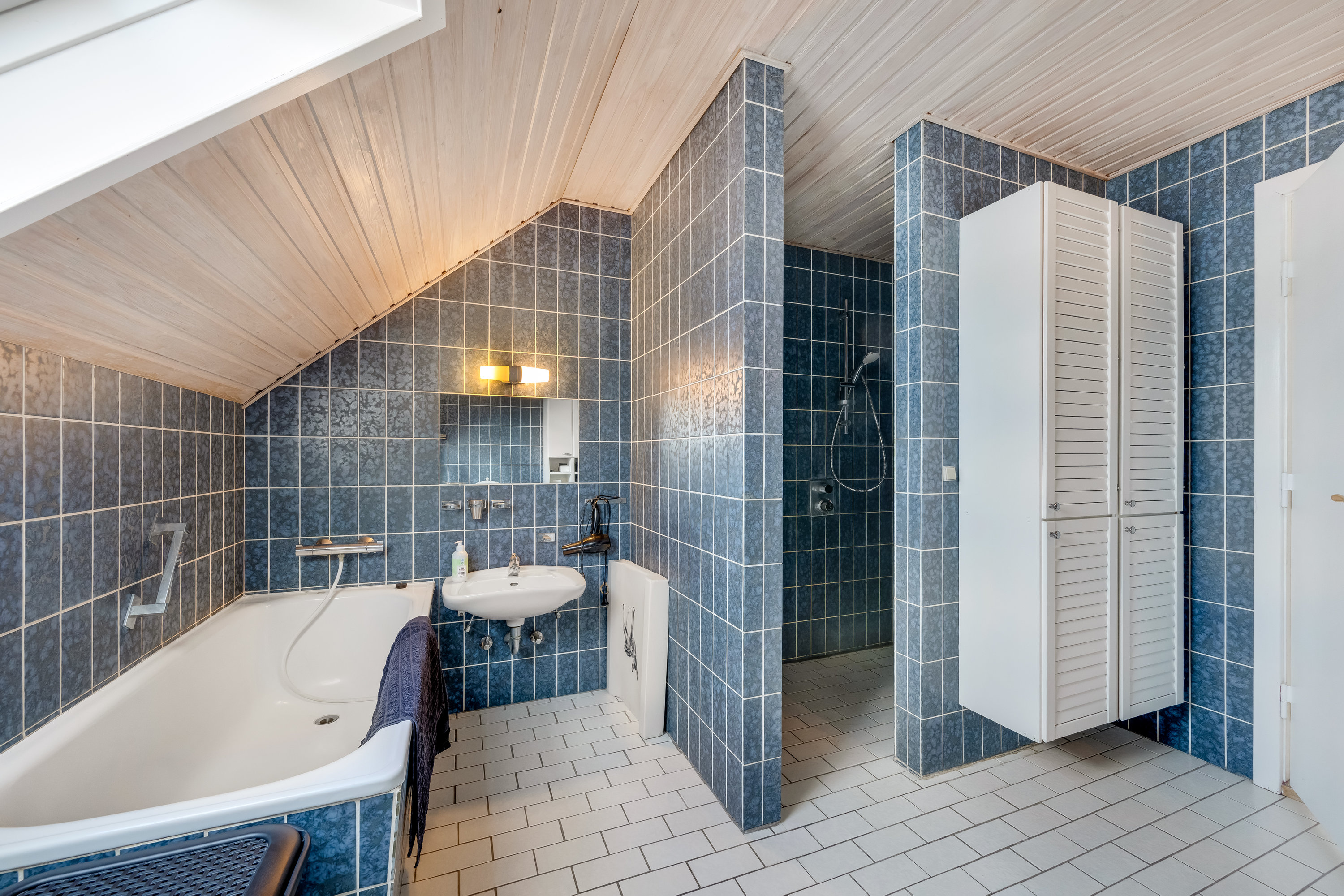 Fremhævet badeværelse billede i fuldskærmstilstand. Billede af Lisenborgvej 5, Bølling, 6900 Skjern