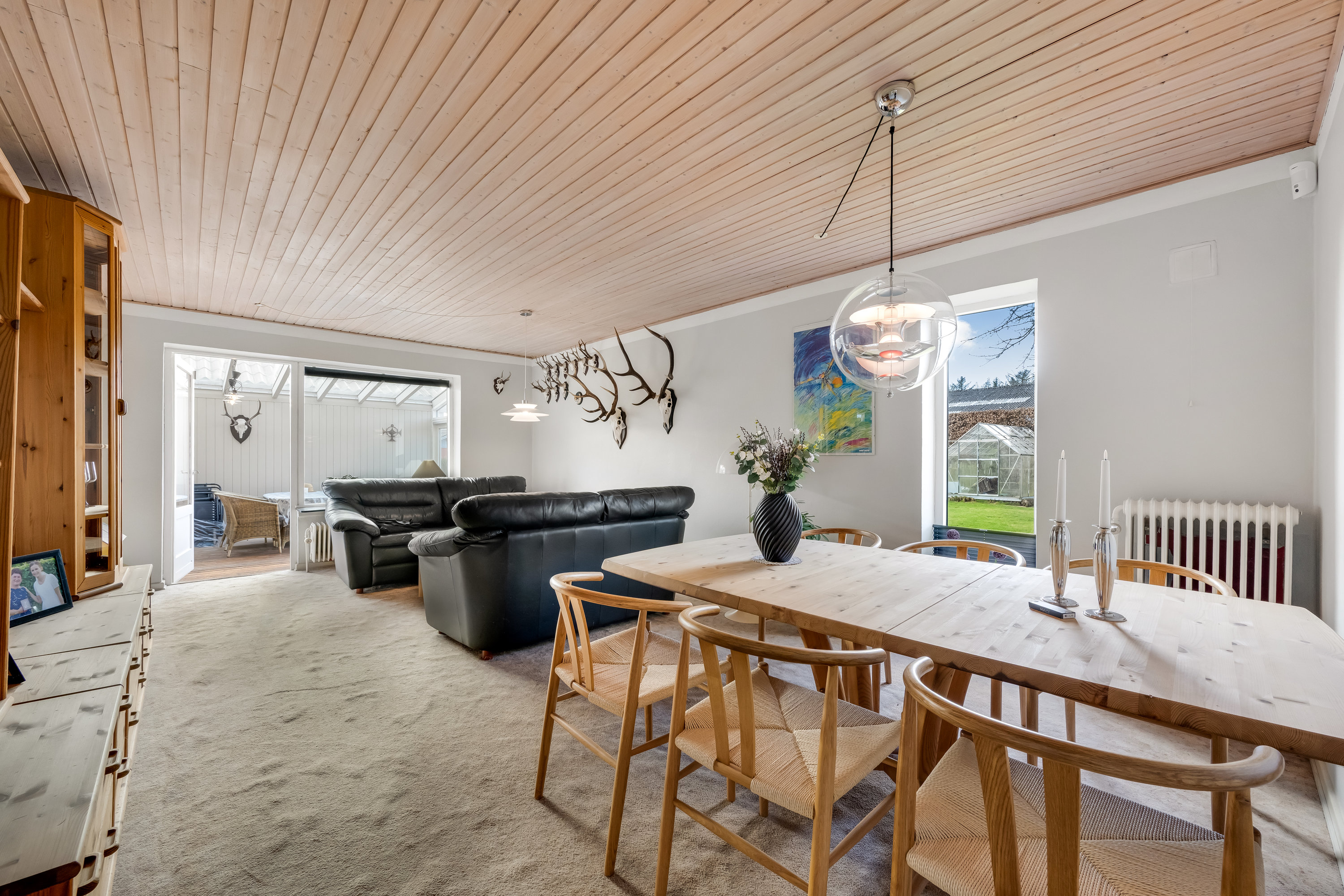 Fremhævet stue billede i fuldskærmstilstand. Billede af Lisenborgvej 5, Bølling, 6900 Skjern