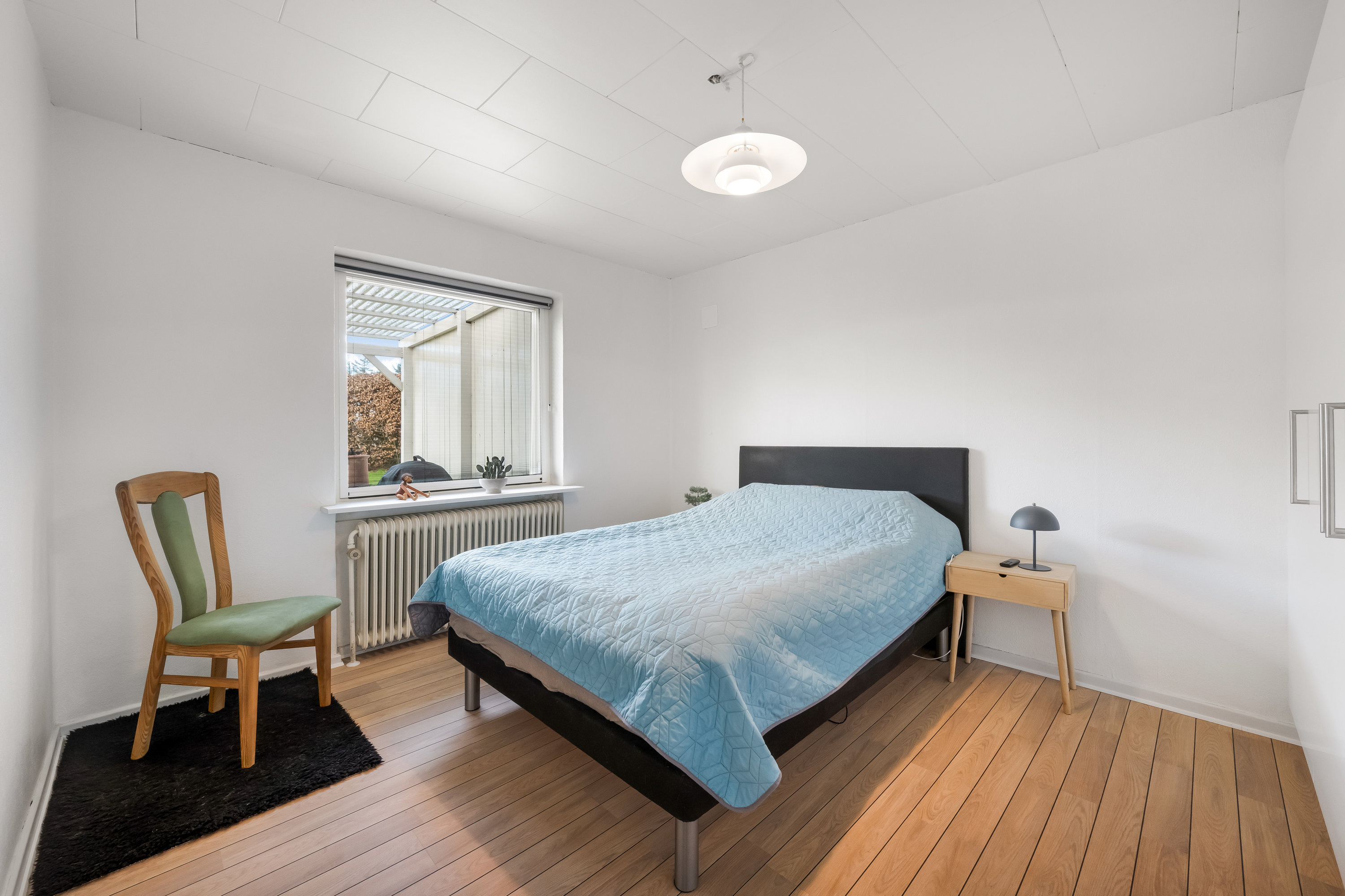 Fremhævet soveværelse billede i fuldskærmstilstand. Billede af Lisenborgvej 5, Bølling, 6900 Skjern