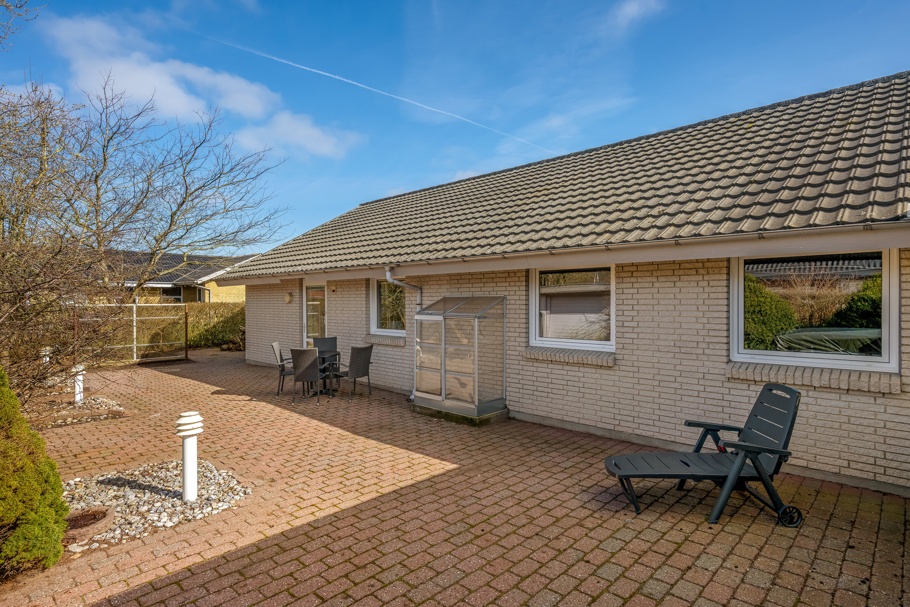 Fremhævet facade billede i fuldskærmstilstand. Billede af Kløvervænget 21, 6900 Skjern