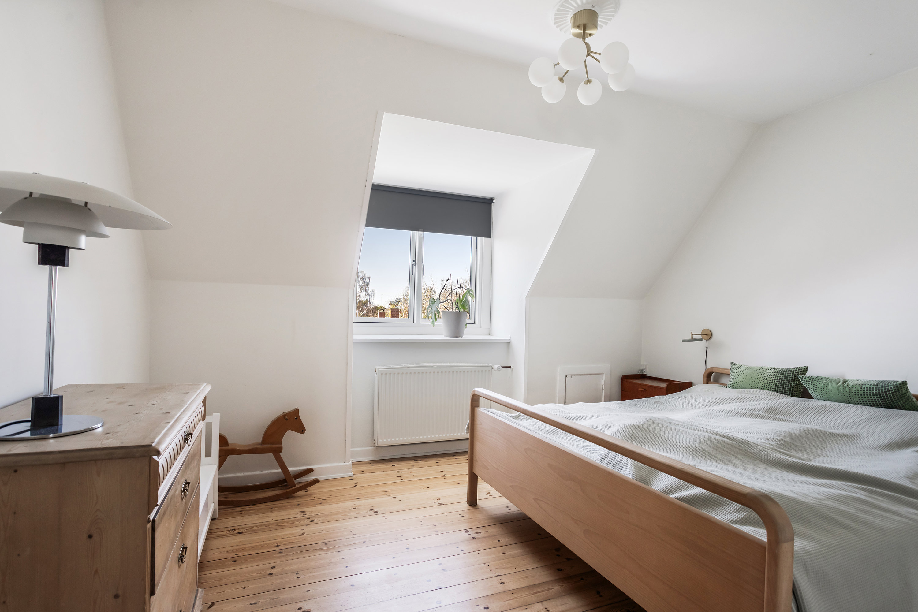 Fremhævet soveværelse billede i fuldskærmstilstand. Billede af Vestermarie Alle 4, 2770 Kastrup