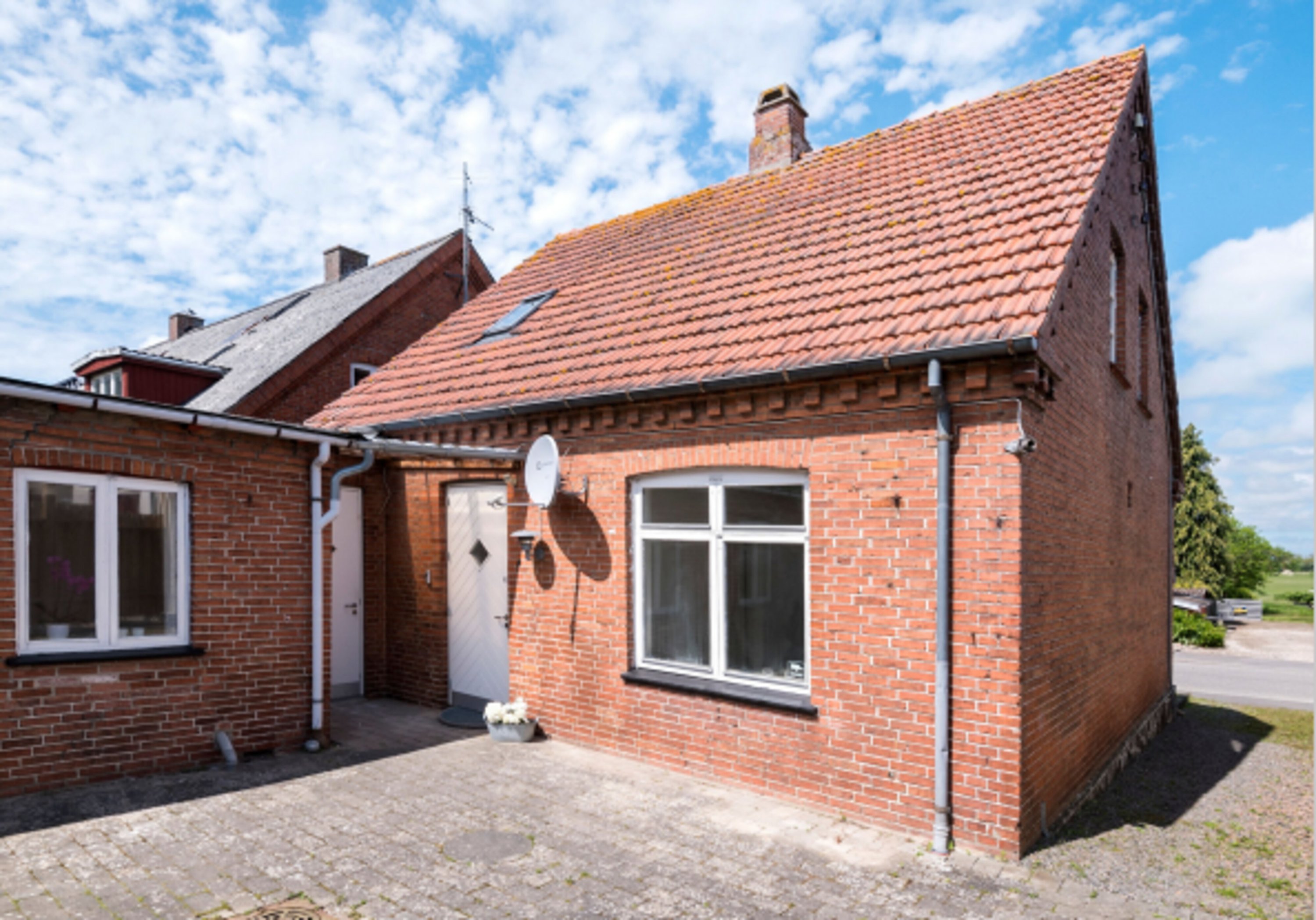 Lundby Hovedgade 42, 4750 Lundby