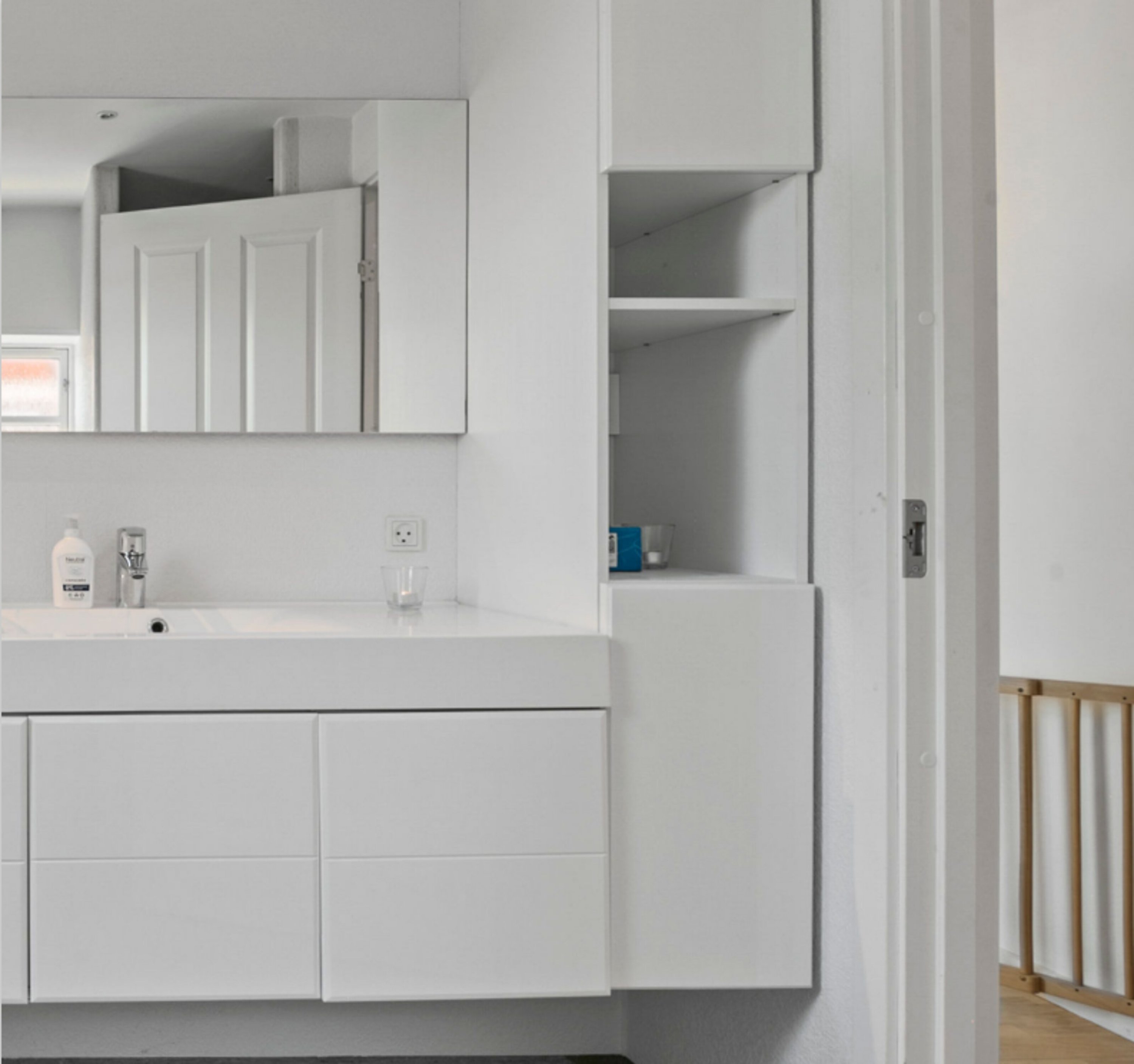 Fremhævet andet billede i fuldskærmstilstand. Billede af Lundby Hovedgade 42, 4750 Lundby