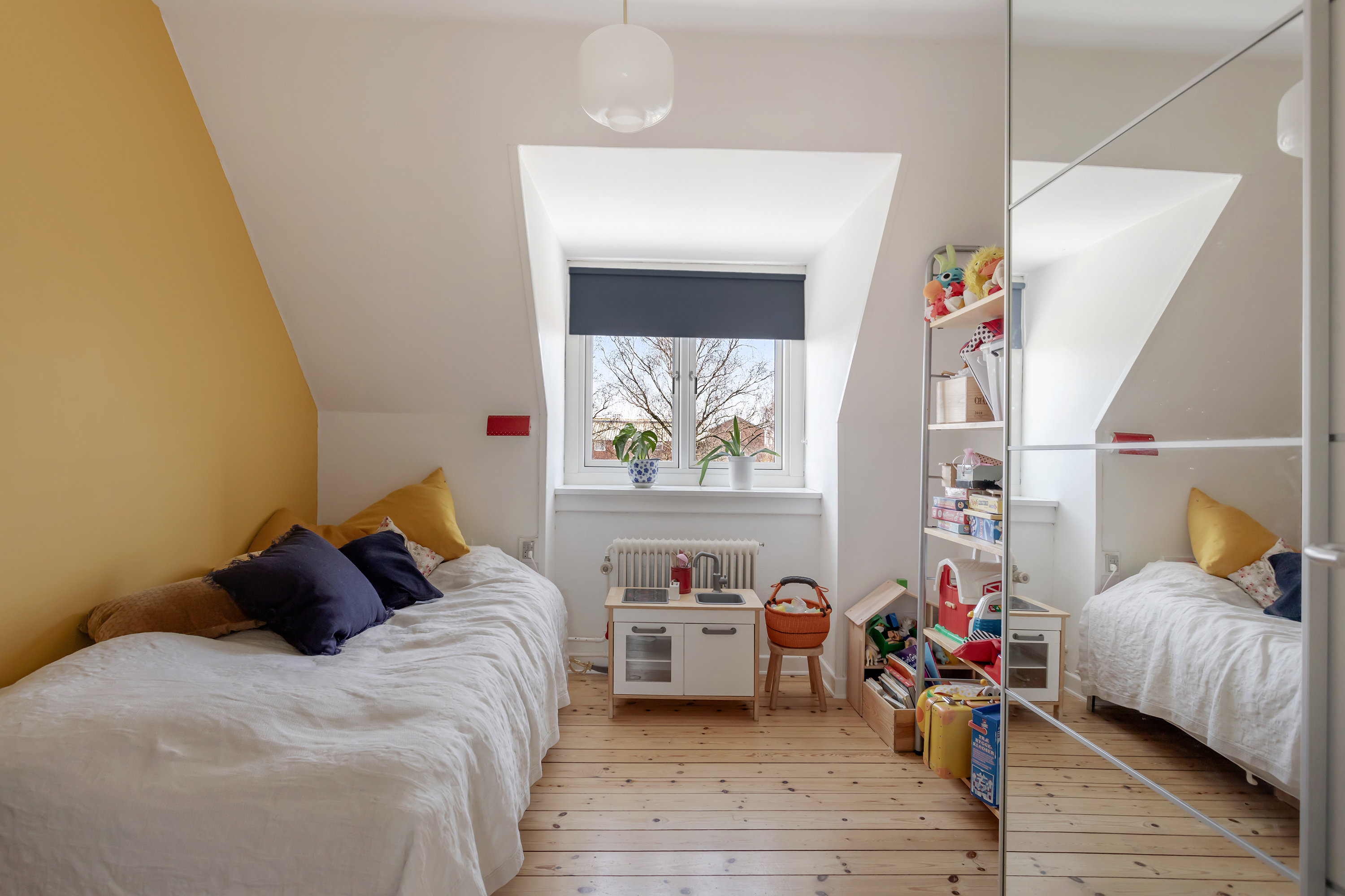 Fremhævet soveværelse billede i fuldskærmstilstand. Billede af Vestermarie Alle 4, 2770 Kastrup