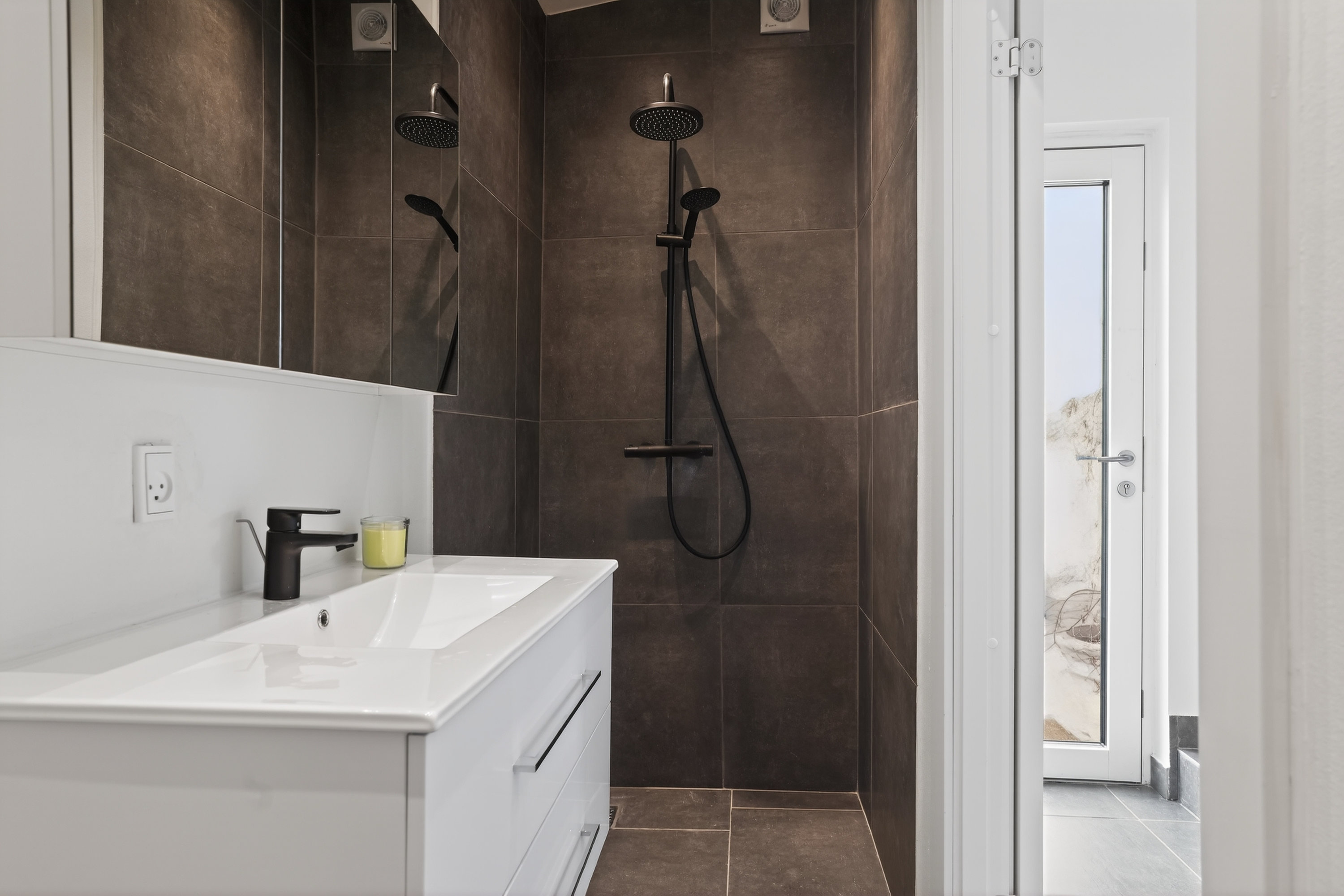 Fremhævet badeværelse billede i fuldskærmstilstand. Billede af Sallevvej 24, 4622 Havdrup