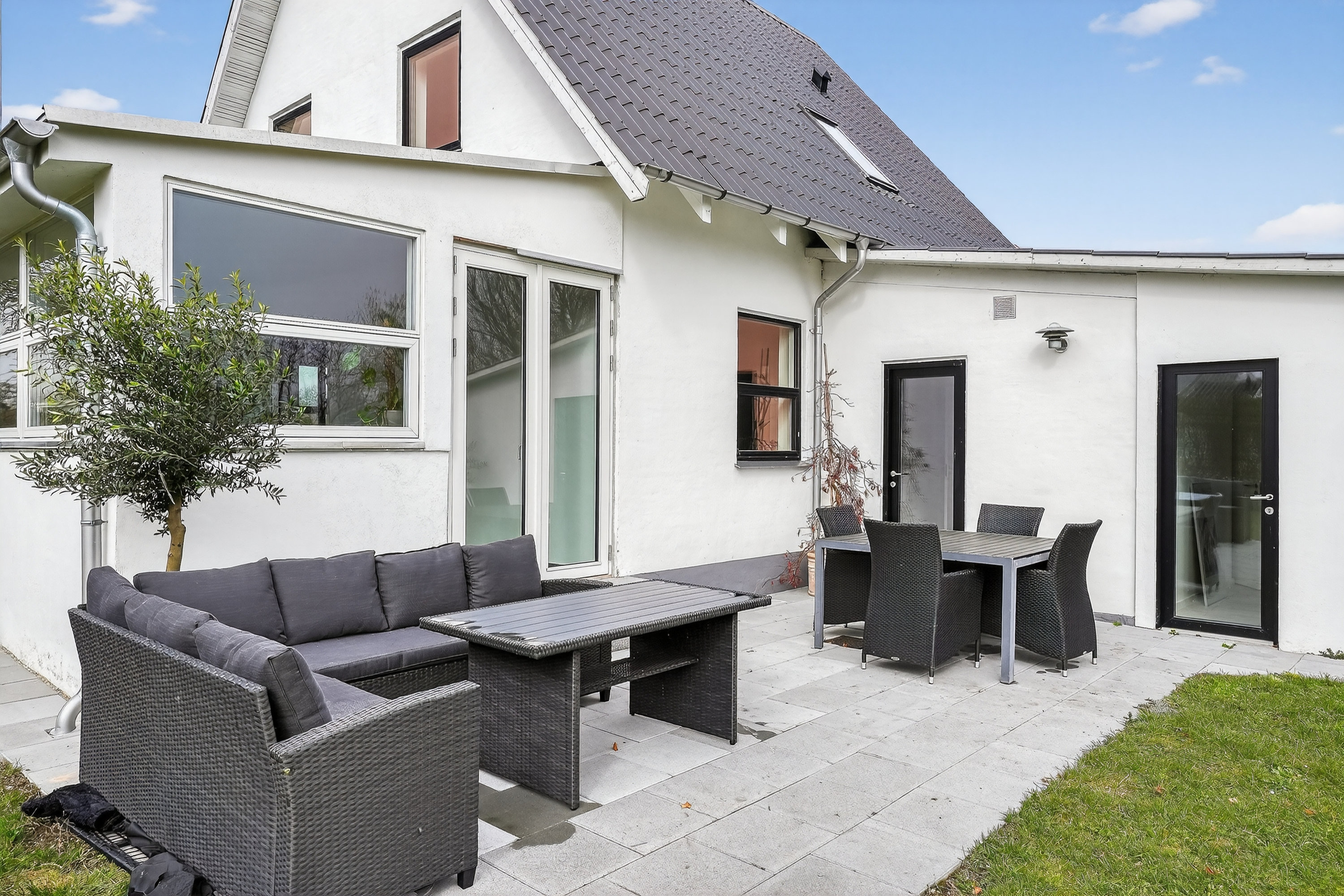 Fremhævet terrasse billede i fuldskærmstilstand. Billede af Sallevvej 24, 4622 Havdrup