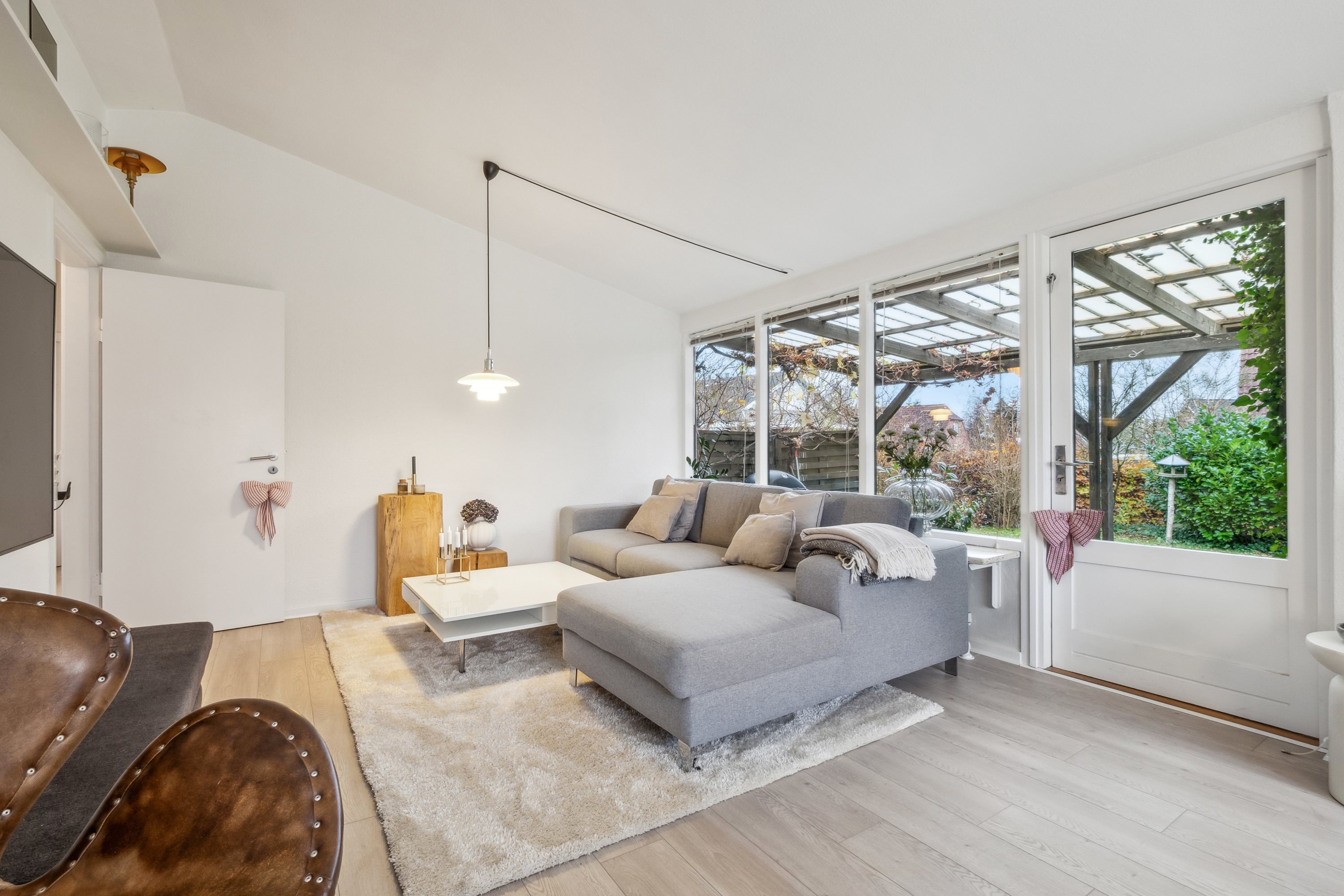 Fremhævet stue billede i fuldskærmstilstand. Billede af Asmildvej 2H, 8800 Viborg