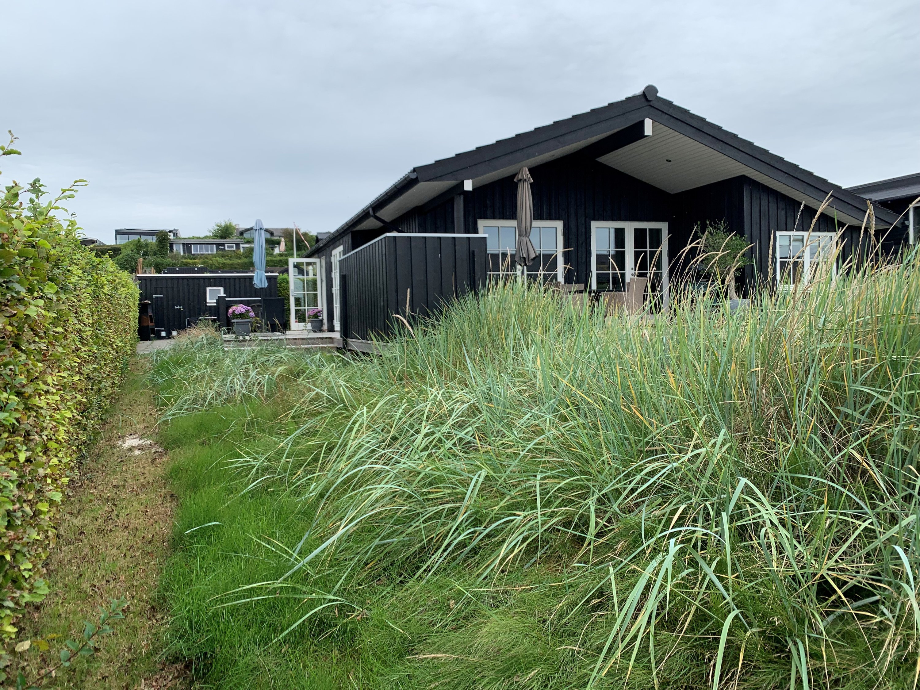 Fremhævet  billede i fuldskærmstilstand. Billede af Vestervangsvej 10, Følle Strand, 8410 Rønde