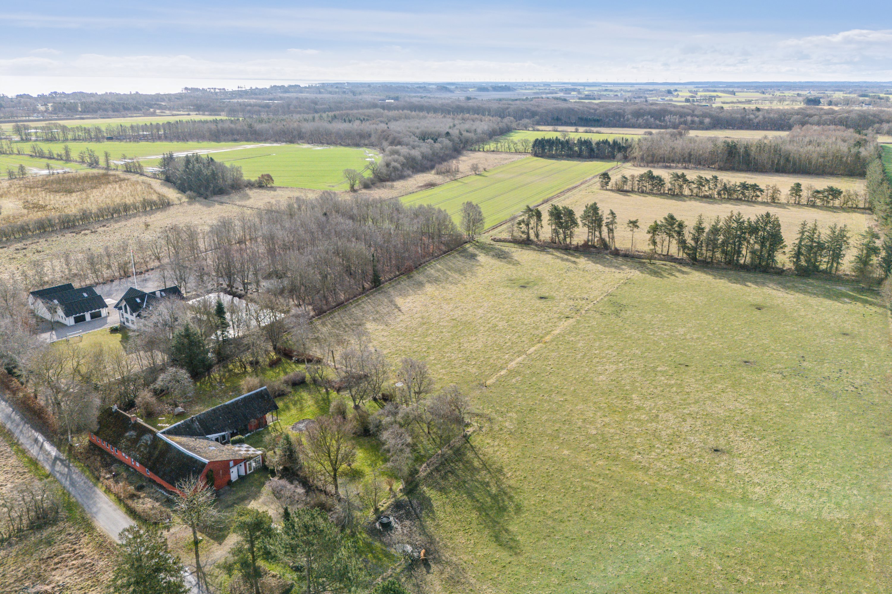 Fremhævet luftfoto billede i fuldskærmstilstand. Billede af Fruerlundvej 55, Øster Hurup, 9560 Hadsund