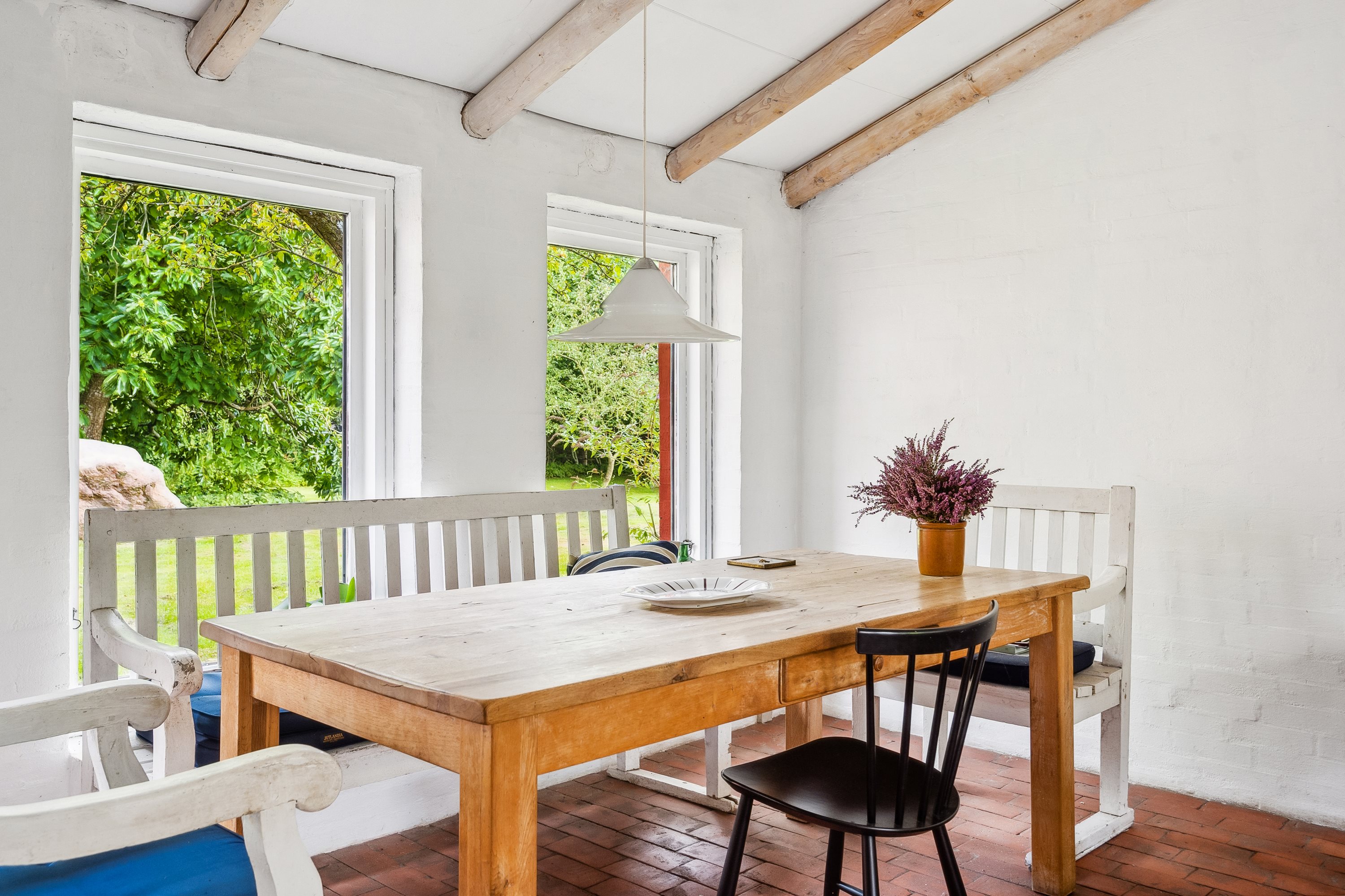 Fremhævet stue billede i fuldskærmstilstand. Billede af Fruerlundvej 55, Øster Hurup, 9560 Hadsund