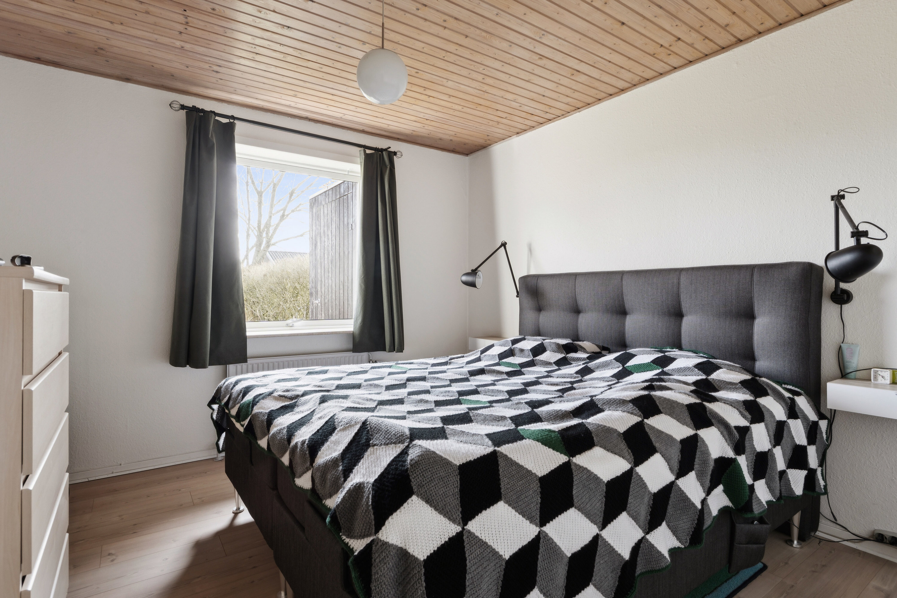 Fremhævet soveværelse billede i fuldskærmstilstand. Billede af Dalsvinget 18G, 7200 Grindsted