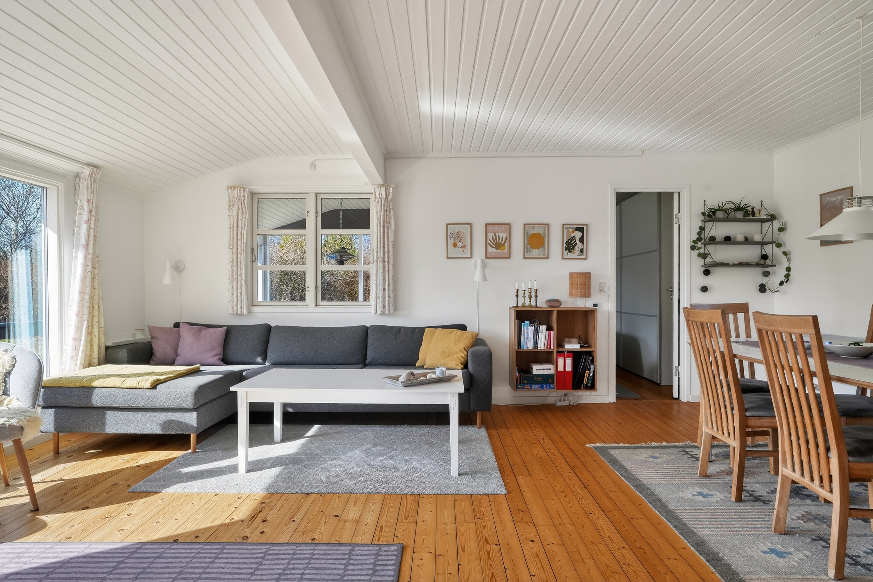 Fremhævet stue billede i fuldskærmstilstand. Billede af Tværleddet 1, Ebbeløkke, 4500 Nykøbing Sj