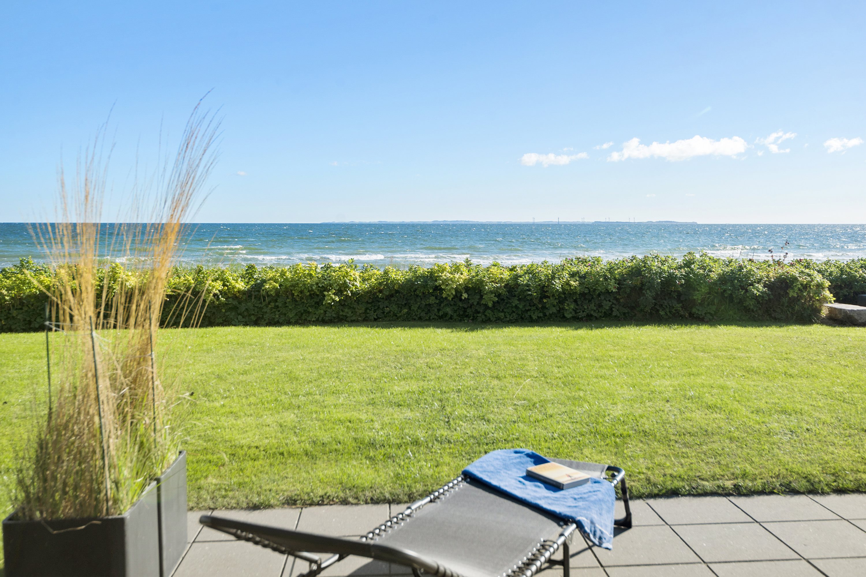 Fremhævet havudsigt billede i fuldskærmstilstand. Billede af Kystvejen 10B, Saksild Str, 8300 Odder