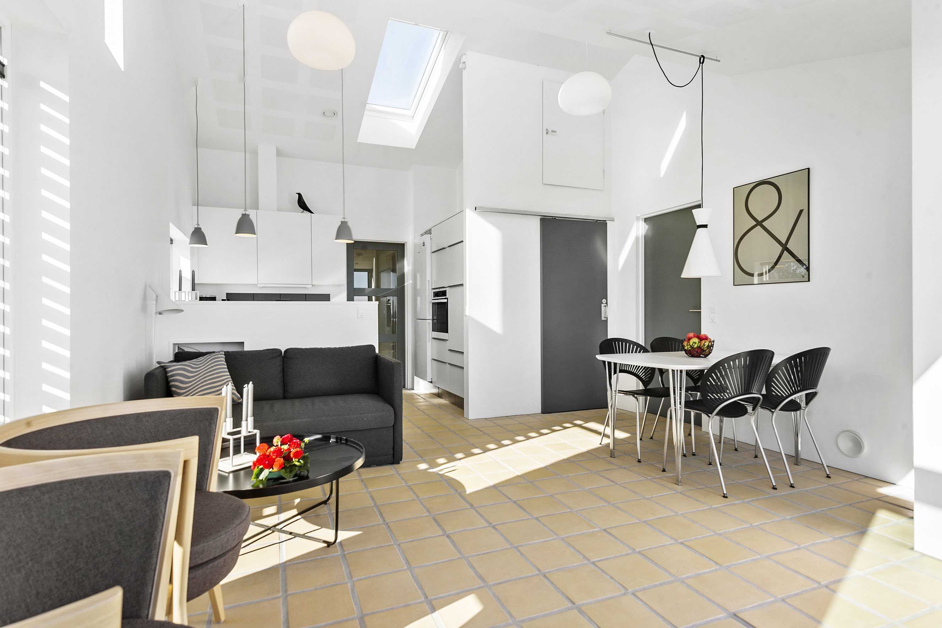 Fremhævet stue billede i fuldskærmstilstand. Billede af Kystvejen 10B, Saksild Str, 8300 Odder