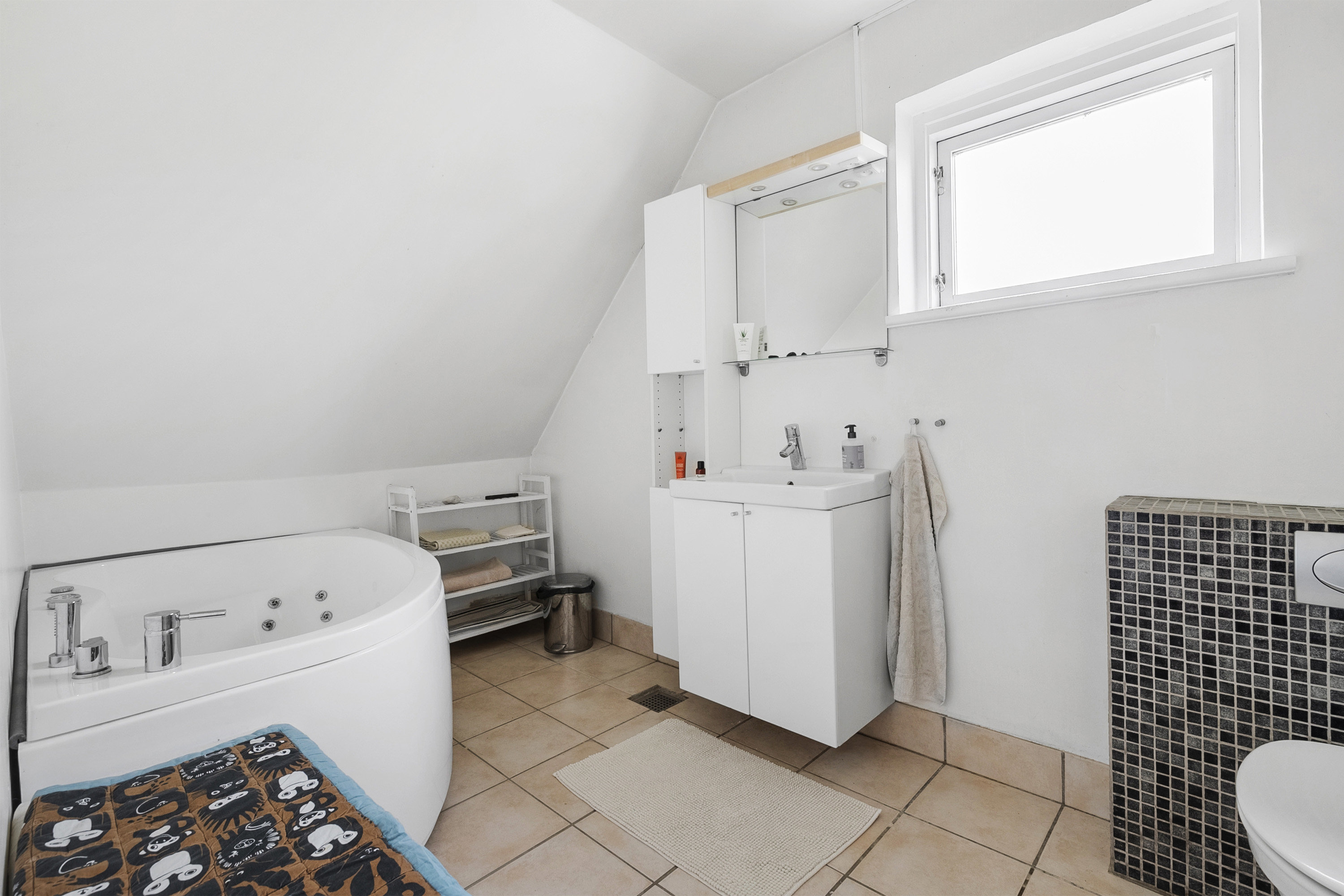 Fremhævet  billede i fuldskærmstilstand. Billede af Vrinners Bygade 8, Vrinners , 8420 Knebel