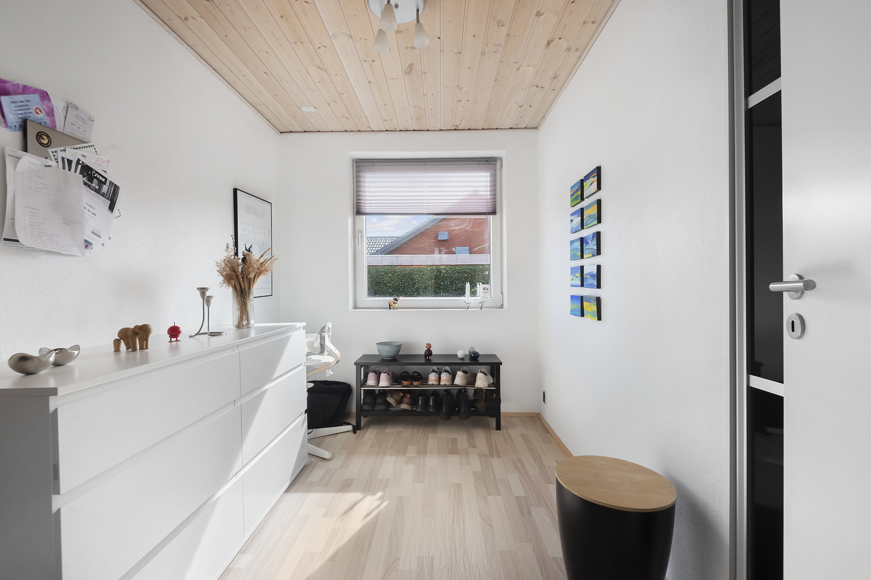 Fremhævet værelse billede i fuldskærmstilstand. Billede af Hindbærvej 7, 6715 Esbjerg N