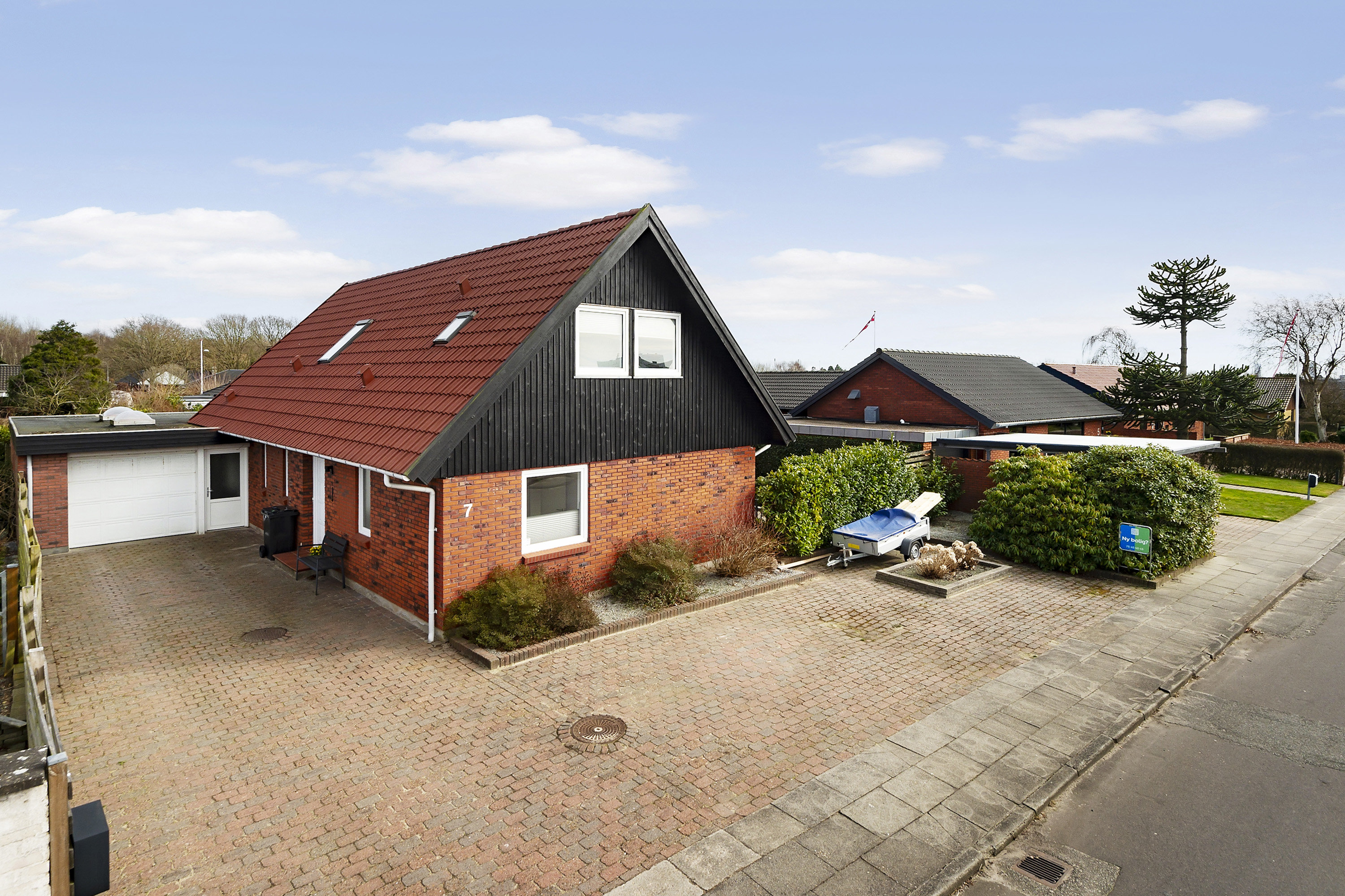 Fremhævet område billede i fuldskærmstilstand. Billede af Hindbærvej 7, 6715 Esbjerg N