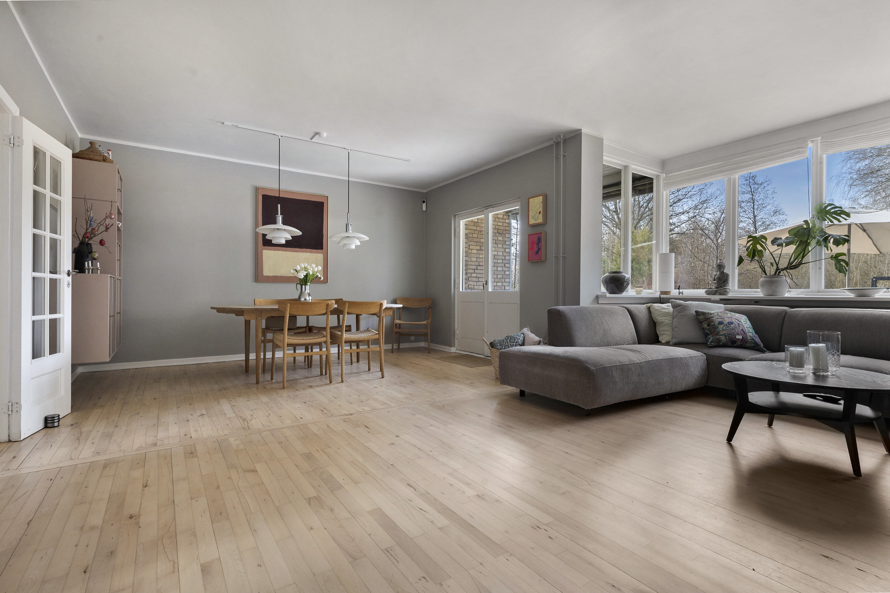 Fremhævet stue billede i fuldskærmstilstand. Billede af Vejlemosevej 54, 2840 Holte