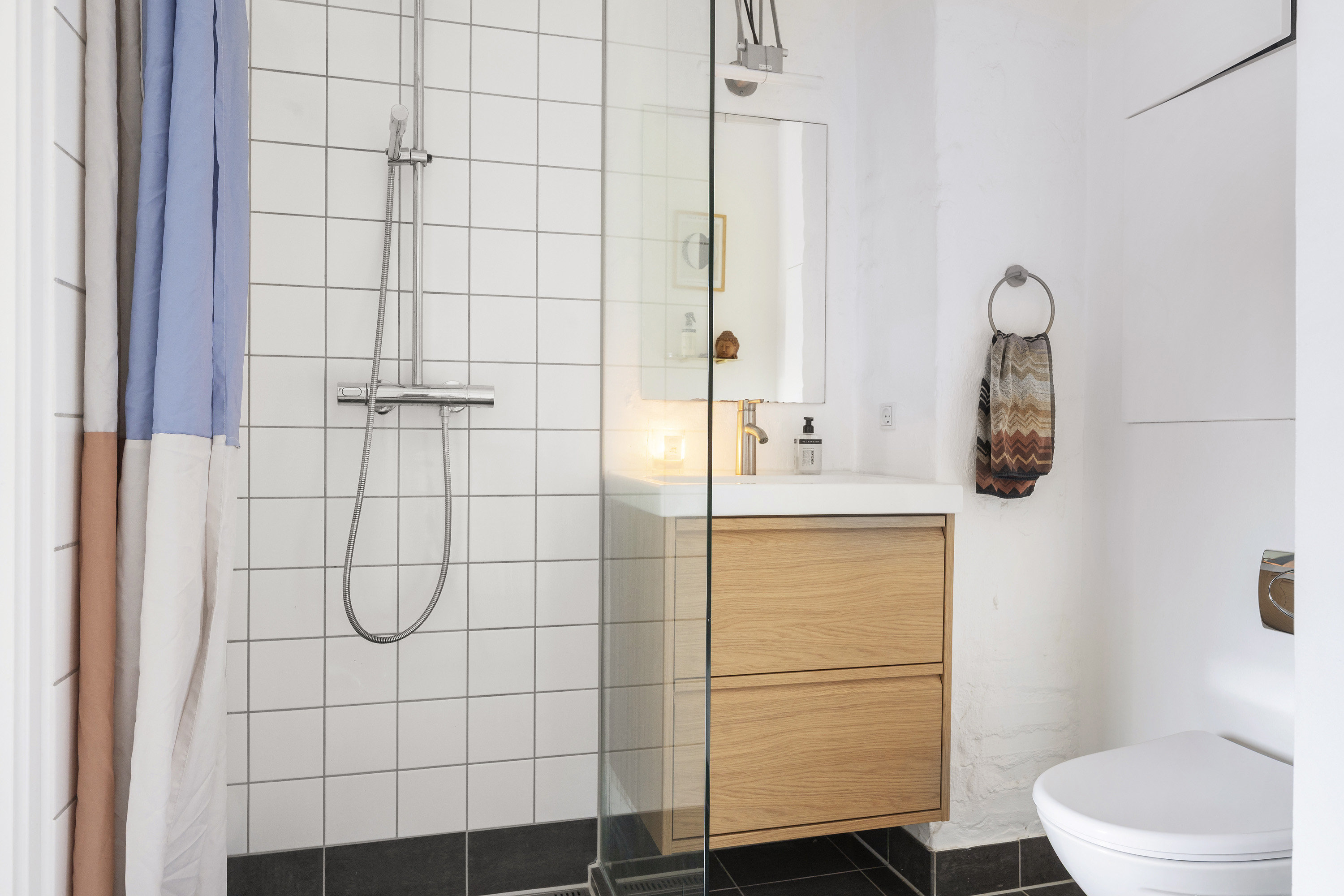 Fremhævet badeværelse billede i fuldskærmstilstand. Billede af Vejlemosevej 54, 2840 Holte