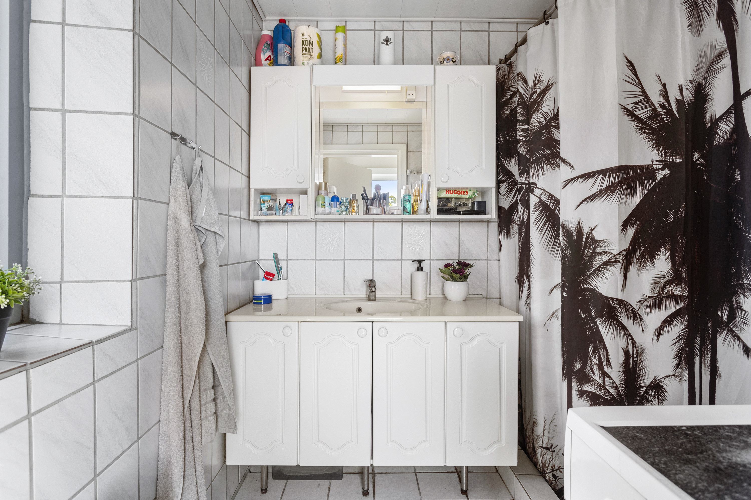 Fremhævet badeværelse billede i fuldskærmstilstand. Billede af Toftevænget 29, 9300 Sæby