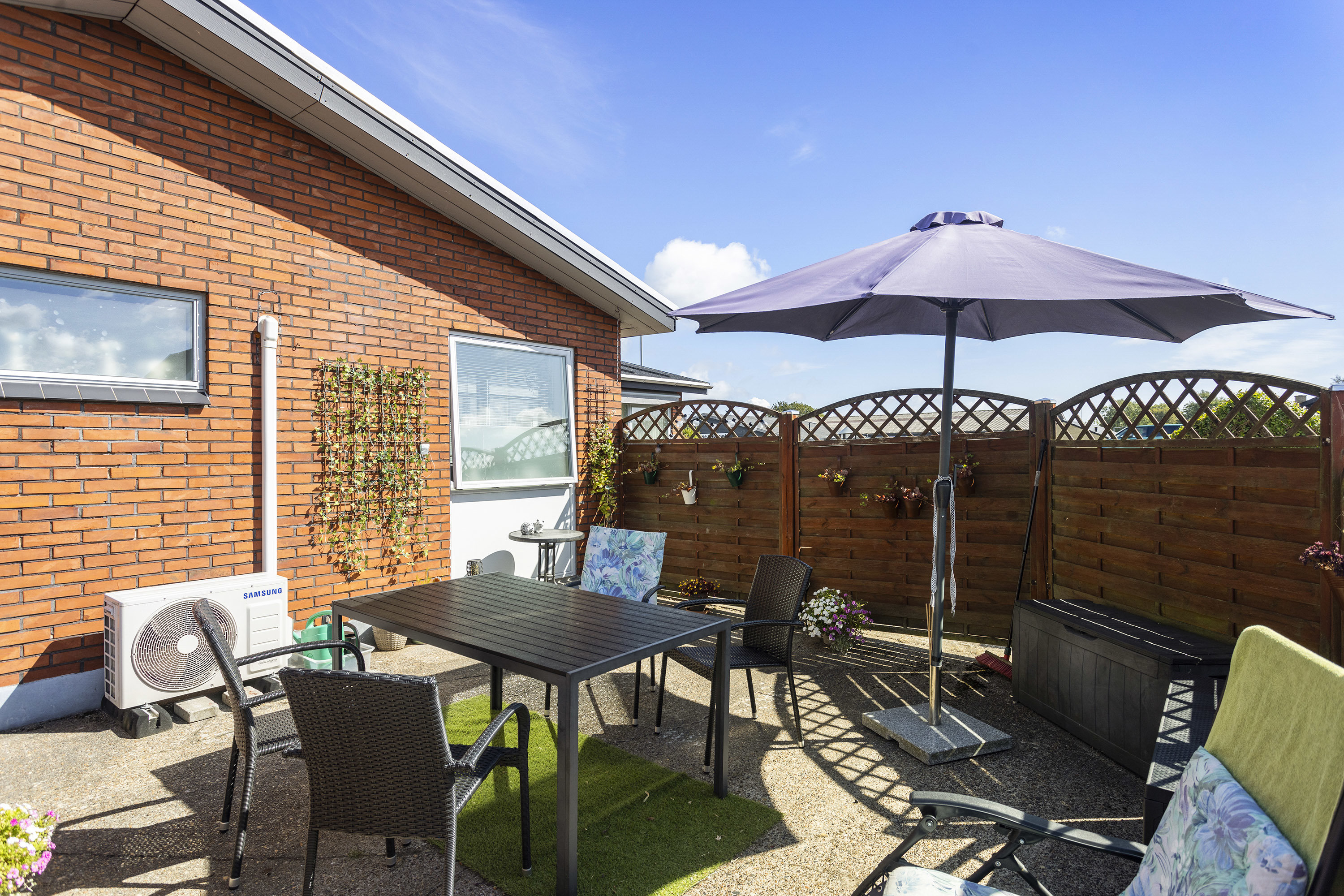 Fremhævet terrasse billede i fuldskærmstilstand. Billede af Toftevænget 29, 9300 Sæby