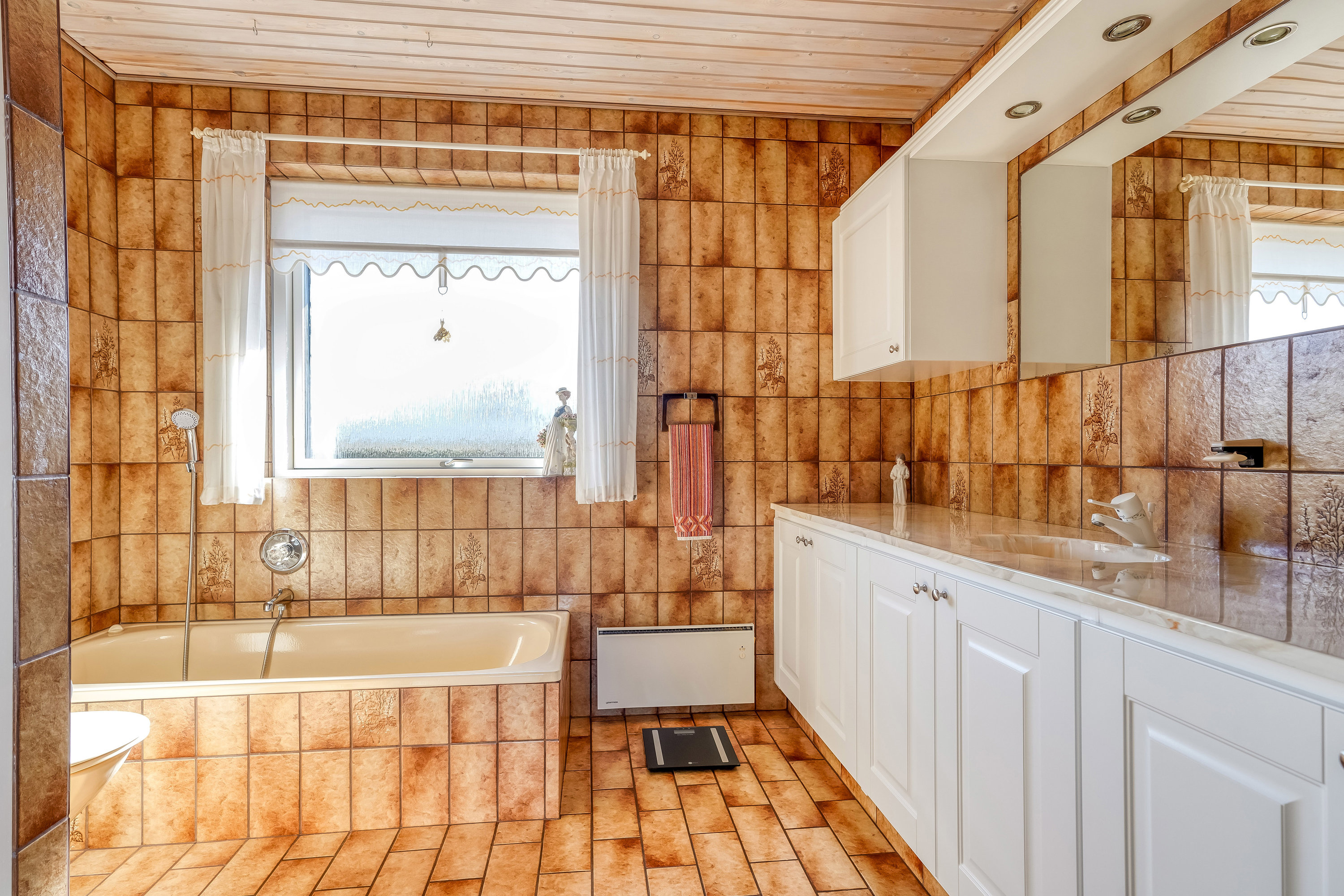 Fremhævet badeværelse billede i fuldskærmstilstand. Billede af Udsigten 10, 5500 Middelfart