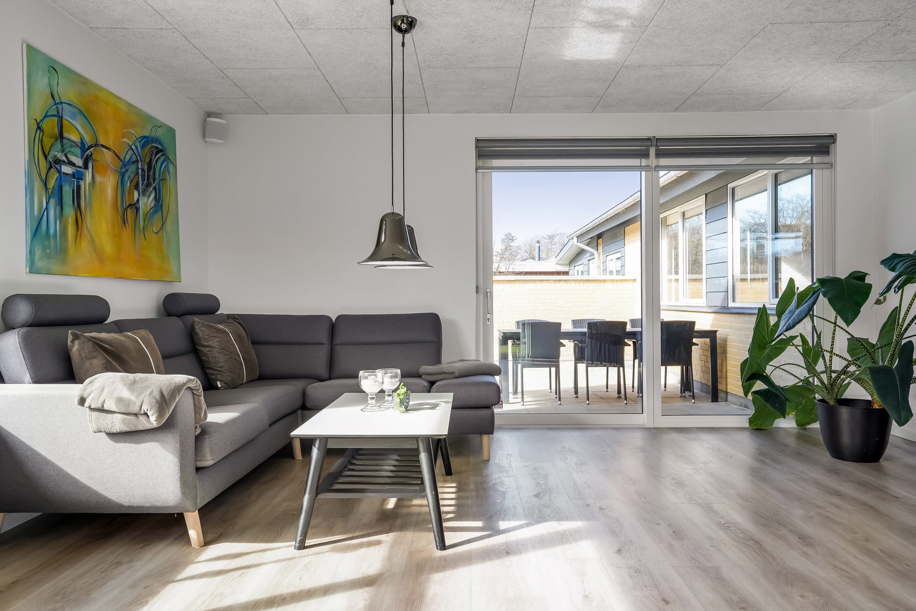 Fremhævet stue billede i fuldskærmstilstand. Billede af Egevang 19, 8740 Brædstrup