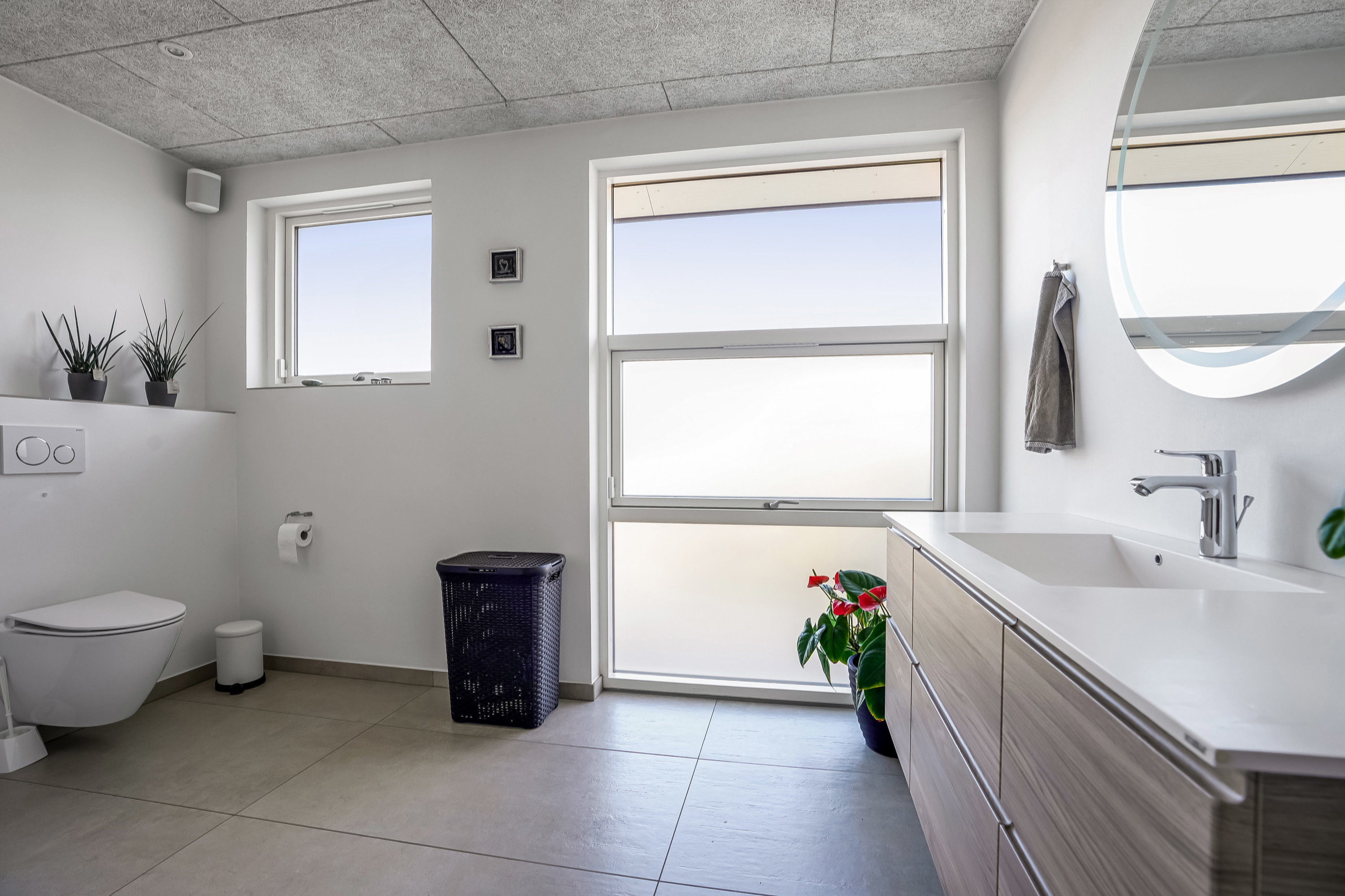 Fremhævet toilet billede i fuldskærmstilstand. Billede af Egevang 19, 8740 Brædstrup