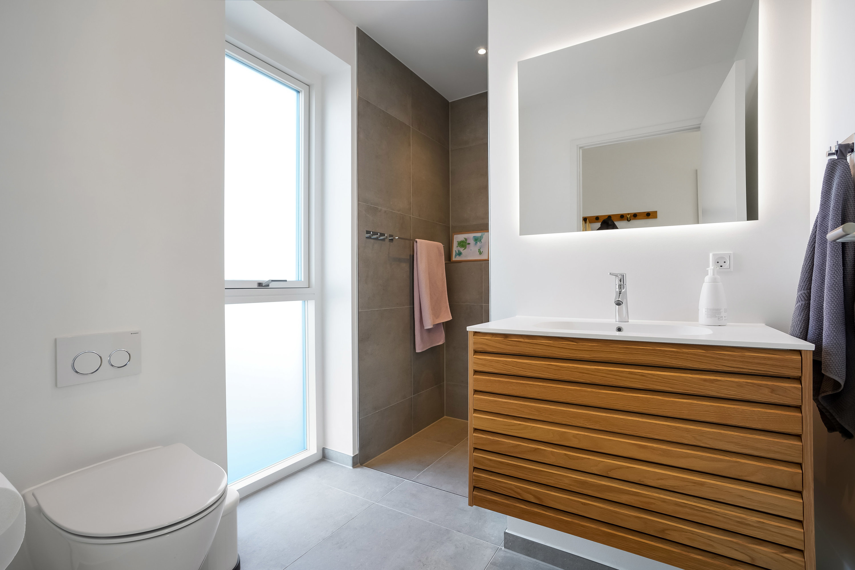 Fremhævet badeværelse billede i fuldskærmstilstand. Billede af Vesterled 34, 5690 Tommerup