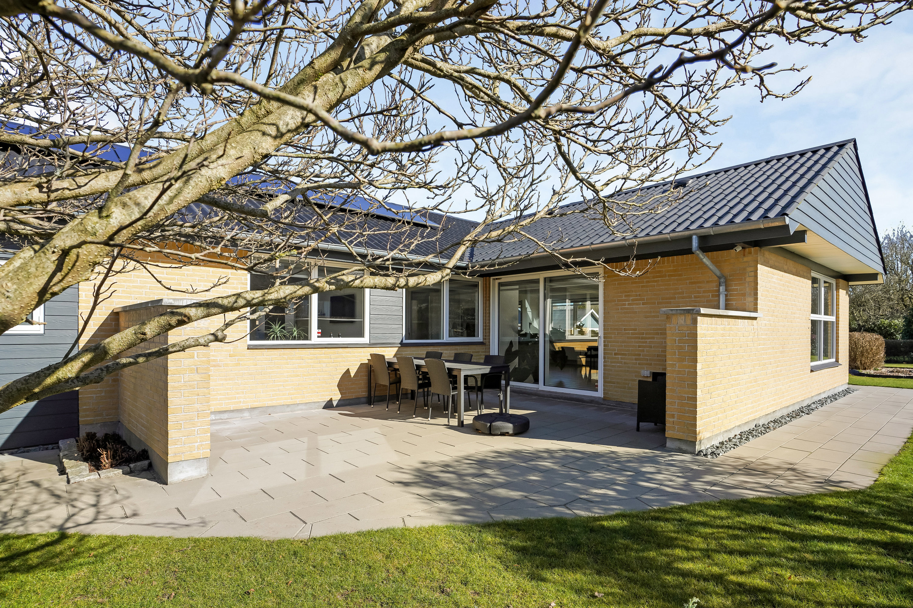 Fremhævet terrasse billede i fuldskærmstilstand. Billede af Egevang 19, 8740 Brædstrup