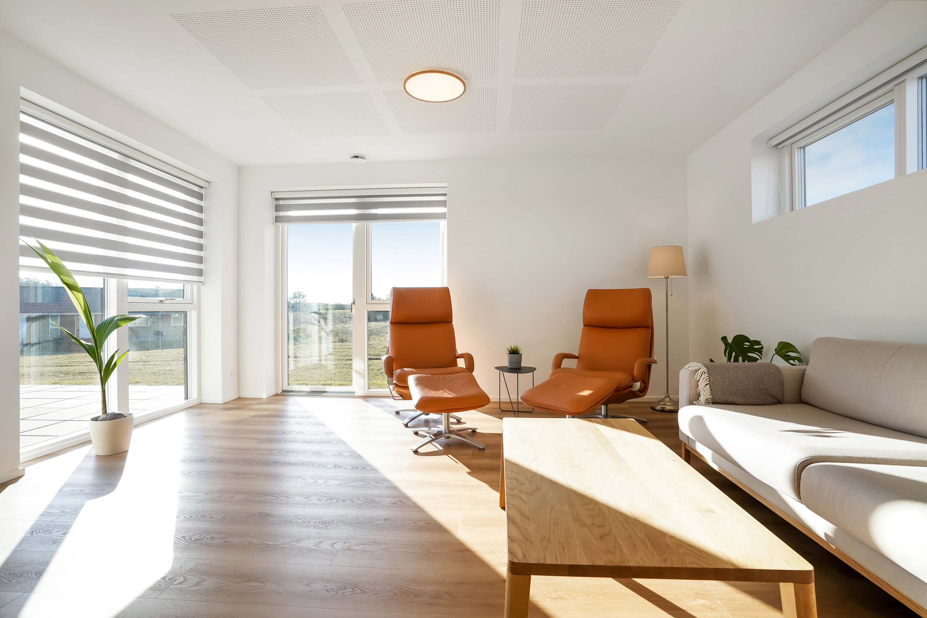 Fremhævet stue billede i fuldskærmstilstand. Billede af Vesterled 34, 5690 Tommerup