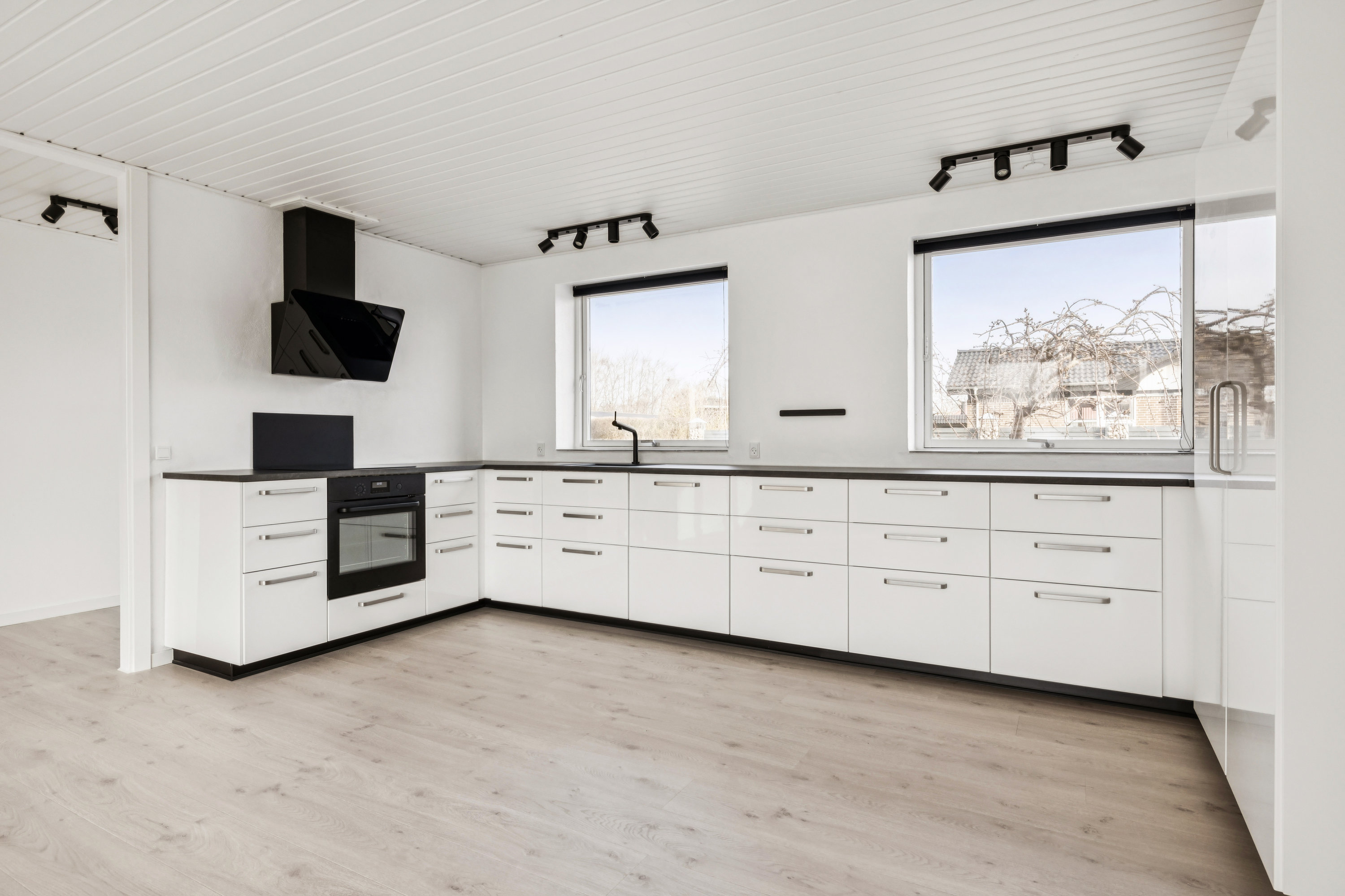 Fremhævet køkken billede i fuldskærmstilstand. Billede af Britaniavej 2, Voldby, 8500 Grenaa