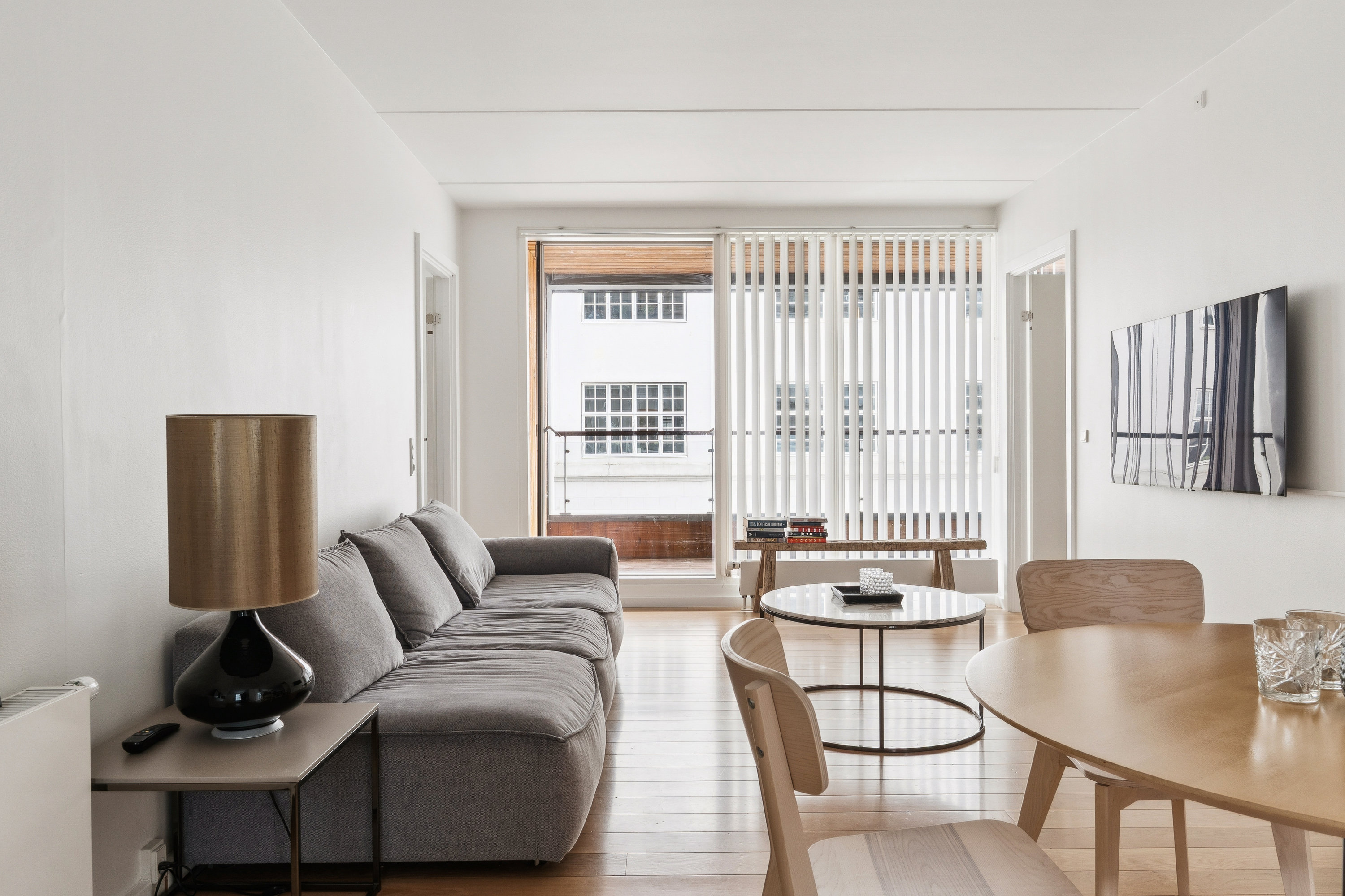 Fremhævet stue billede i fuldskærmstilstand. Billede af Amerika Plads 20, 2. 2., 2100 København Ø