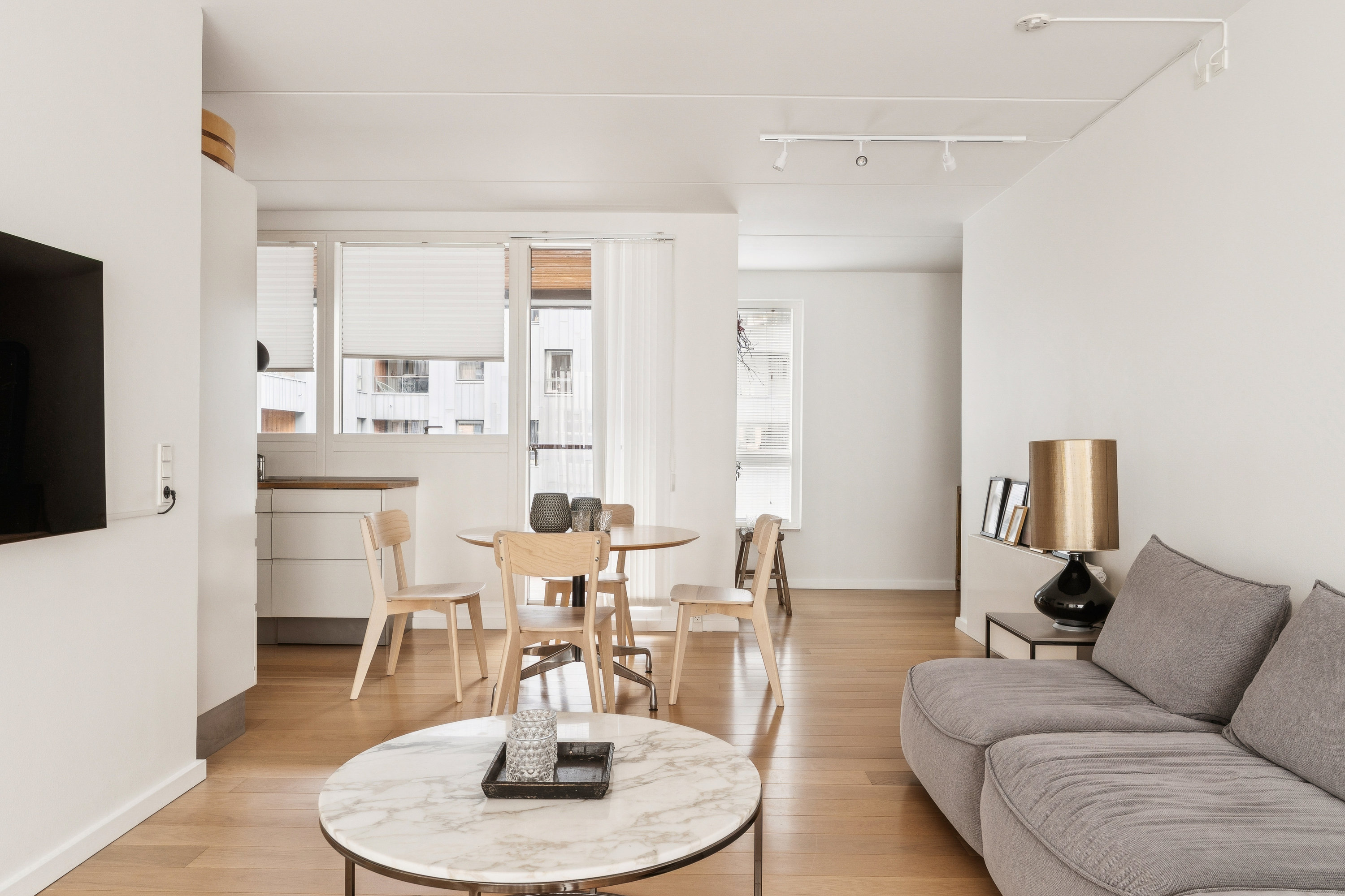 Fremhævet stue billede i fuldskærmstilstand. Billede af Amerika Plads 20, 2. 2., 2100 København Ø