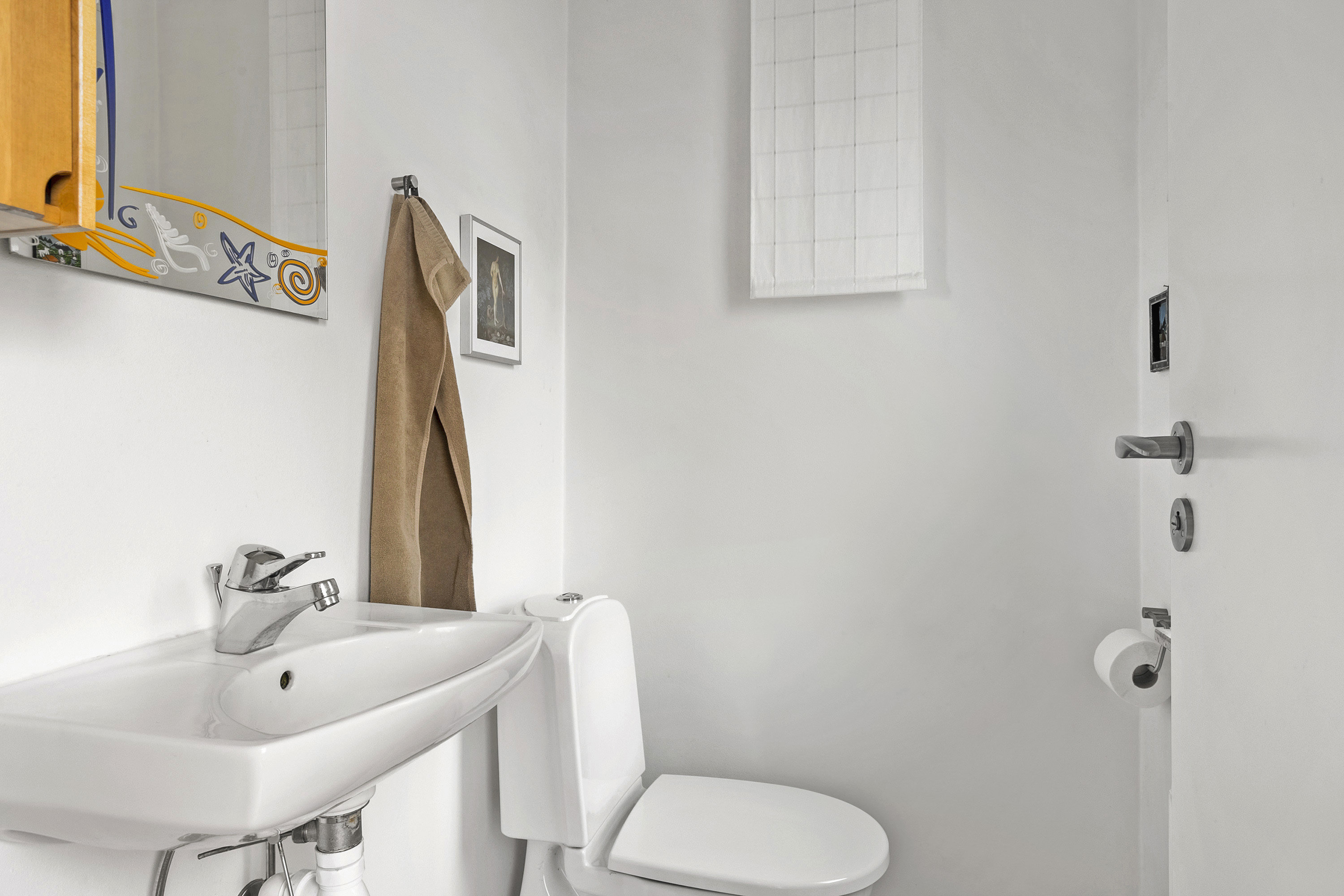 Fremhævet toilet billede i fuldskærmstilstand. Billede af Kikkenborgvej 54A, 6000 Kolding