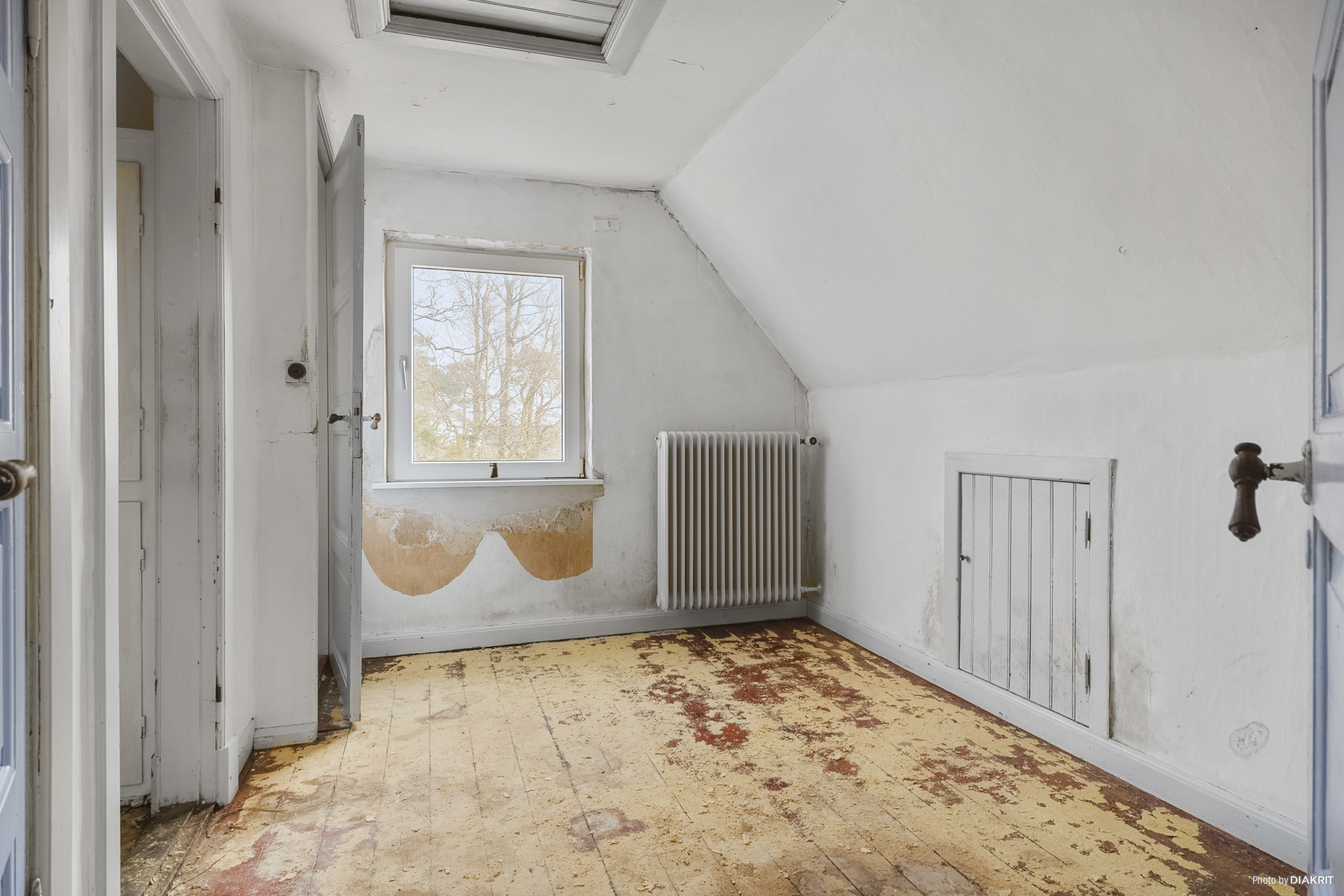 Fremhævet værelse billede i fuldskærmstilstand. Billede af Nørreled 2, Hou, 8300 Odder