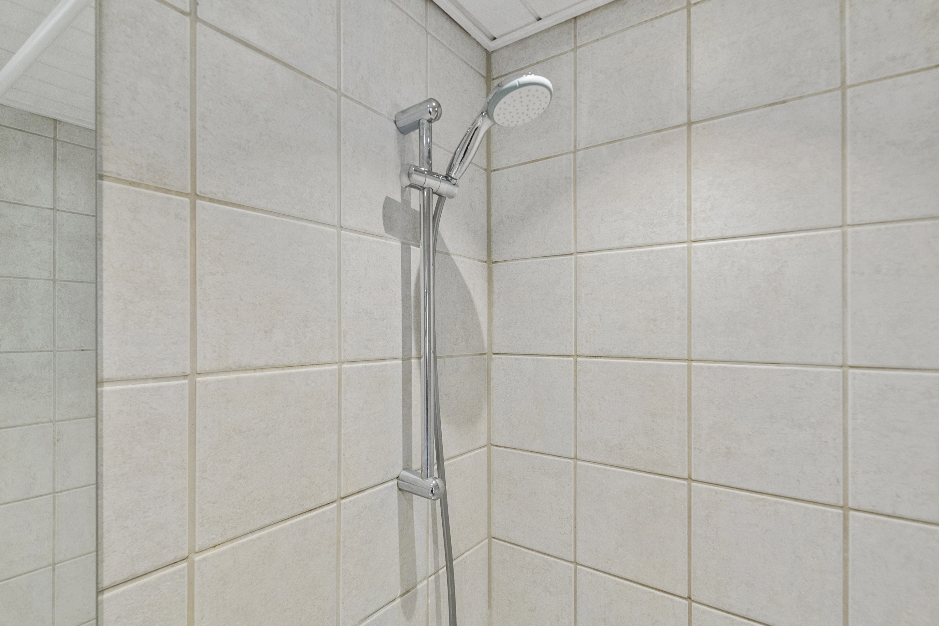 Fremhævet badeværelse billede i fuldskærmstilstand. Billede af Langelandsgade 210, 1. th., 8200 Aarhus N