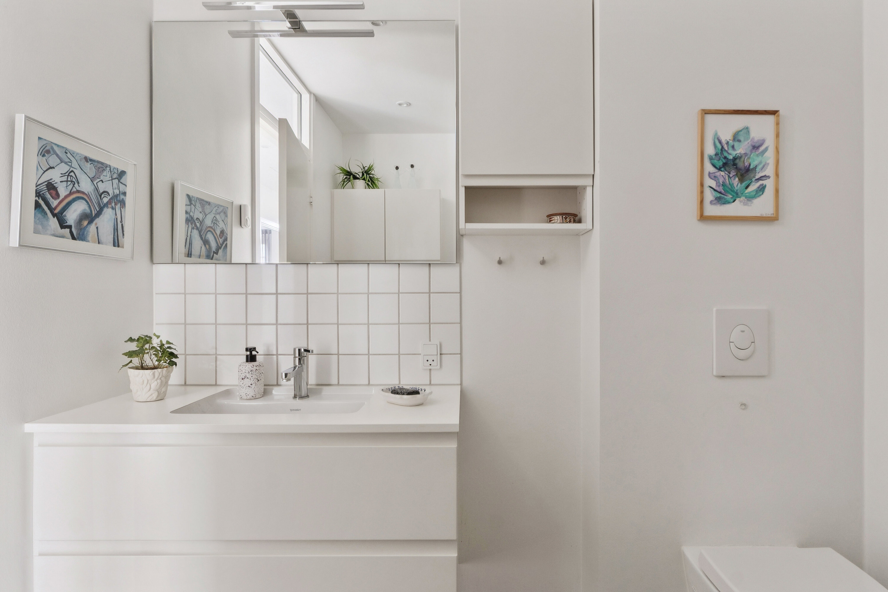 Fremhævet badeværelse billede i fuldskærmstilstand. Billede af Svanelundsvej 6F, 1. 1., 9800 Hjørring