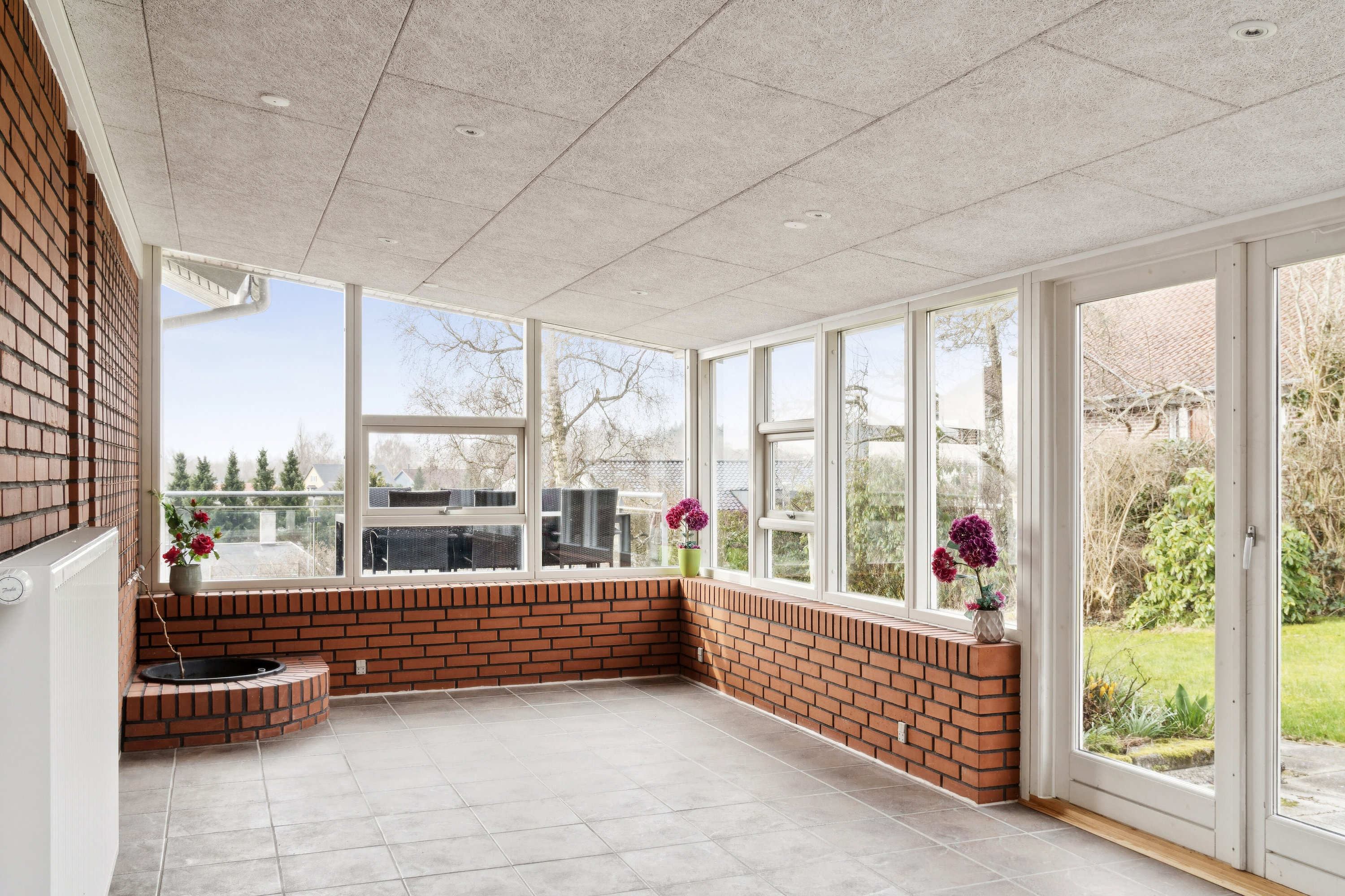 Fremhævet indendørs billede i fuldskærmstilstand. Billede af Ladelundsvej 8, 8600 Silkeborg