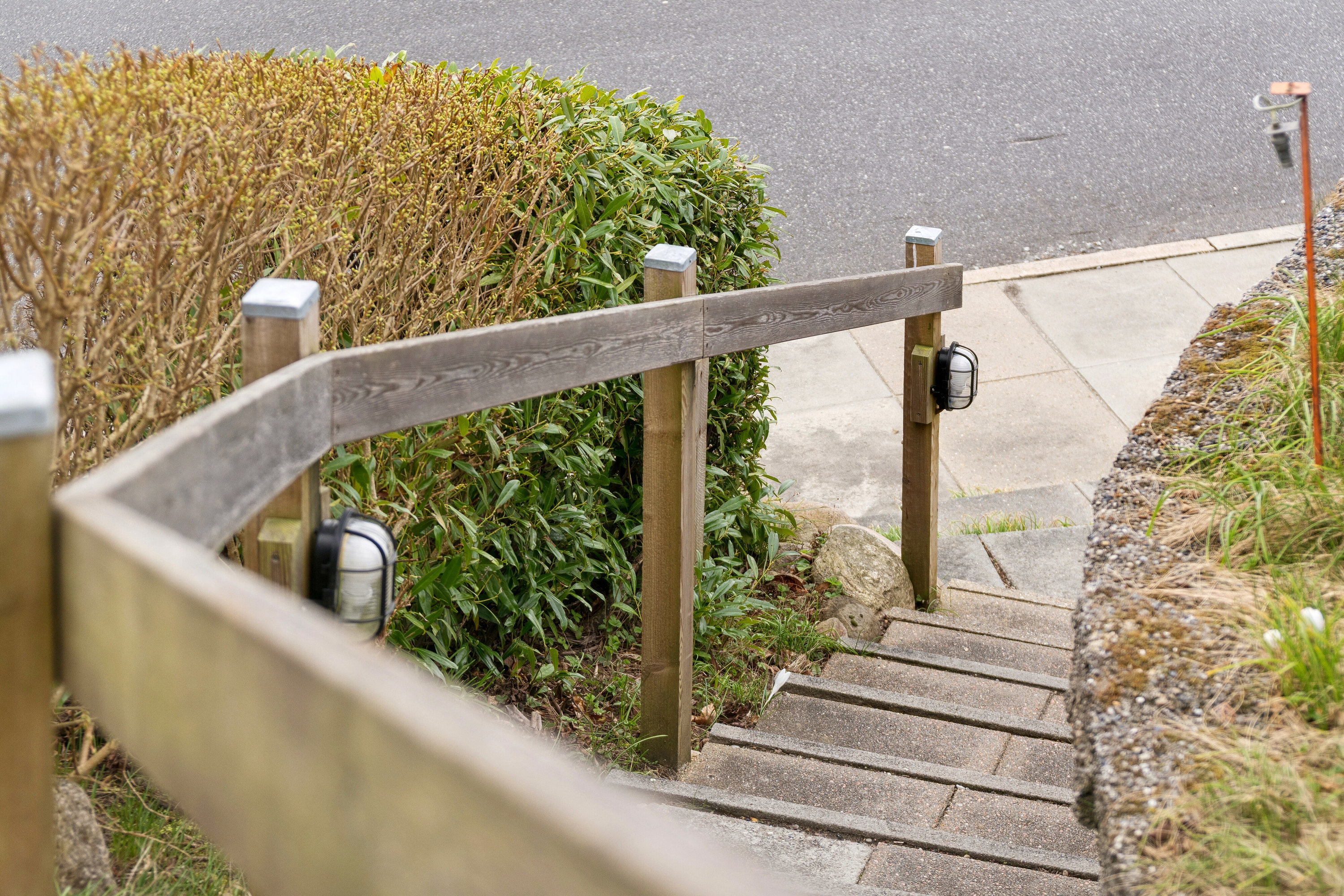 Fremhævet udendørs billede i fuldskærmstilstand. Billede af Ladelundsvej 8, 8600 Silkeborg