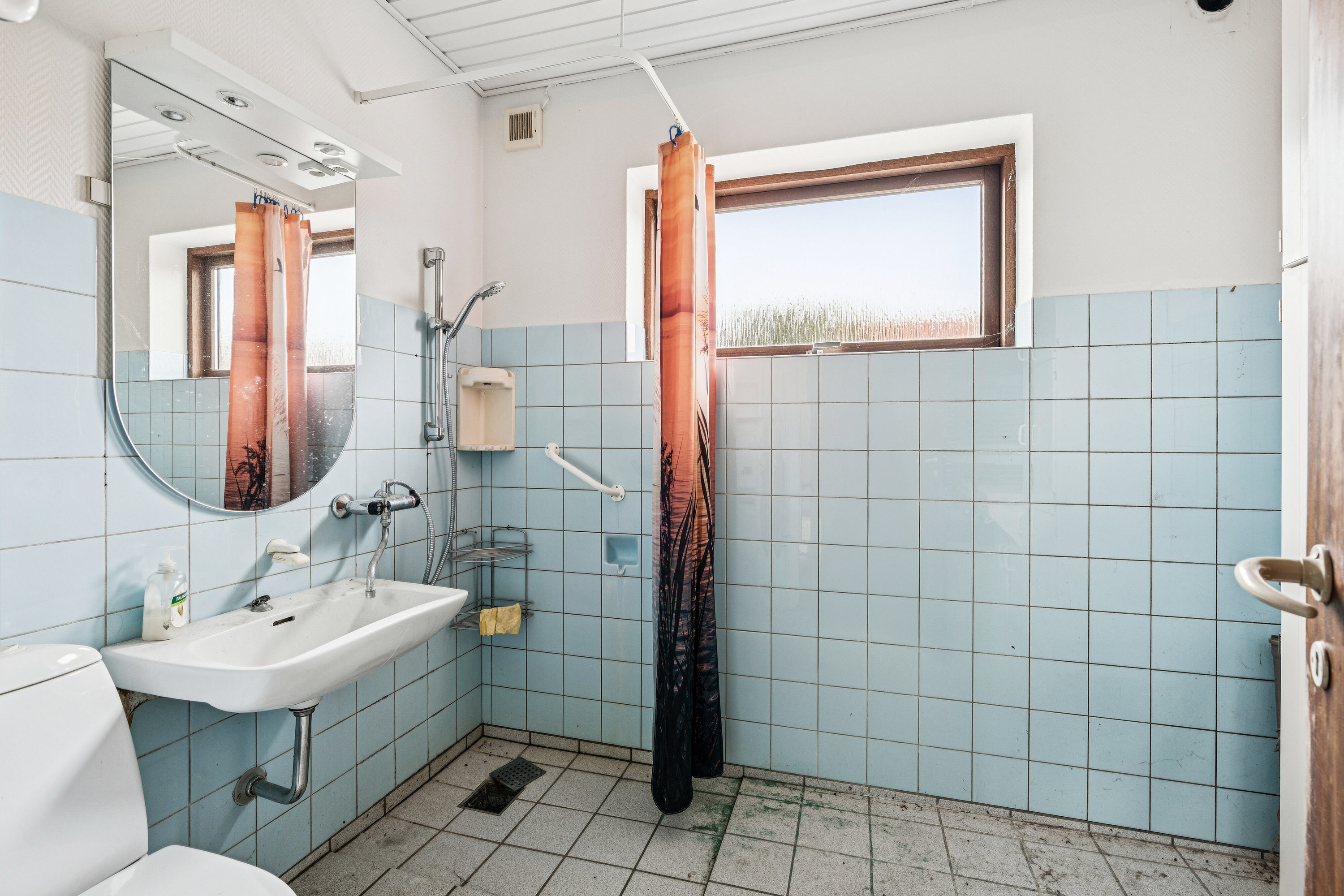 Fremhævet badeværelse billede i fuldskærmstilstand. Billede af Hørlycks Alle 12C, 7200 Grindsted